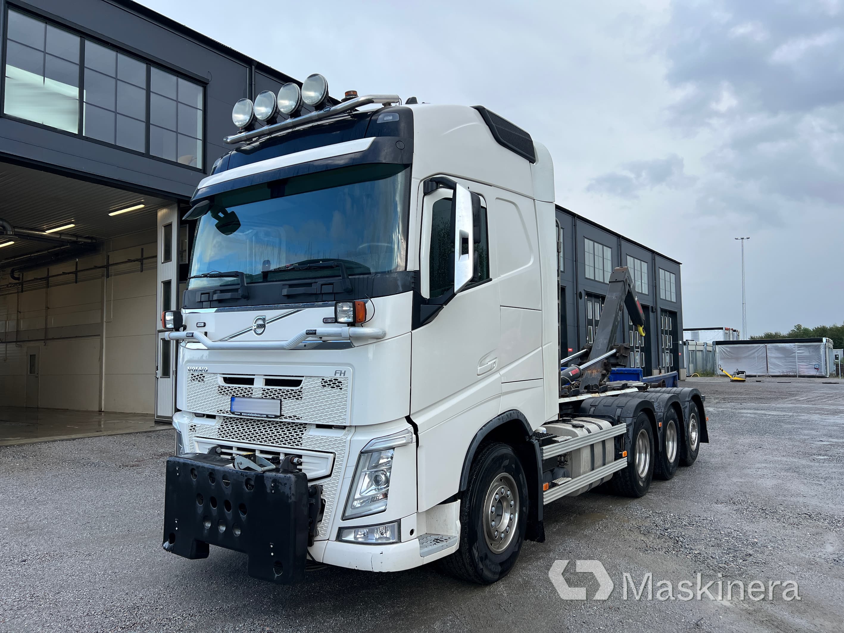 Lastväxlare Volvo FH 8x4 Tridem