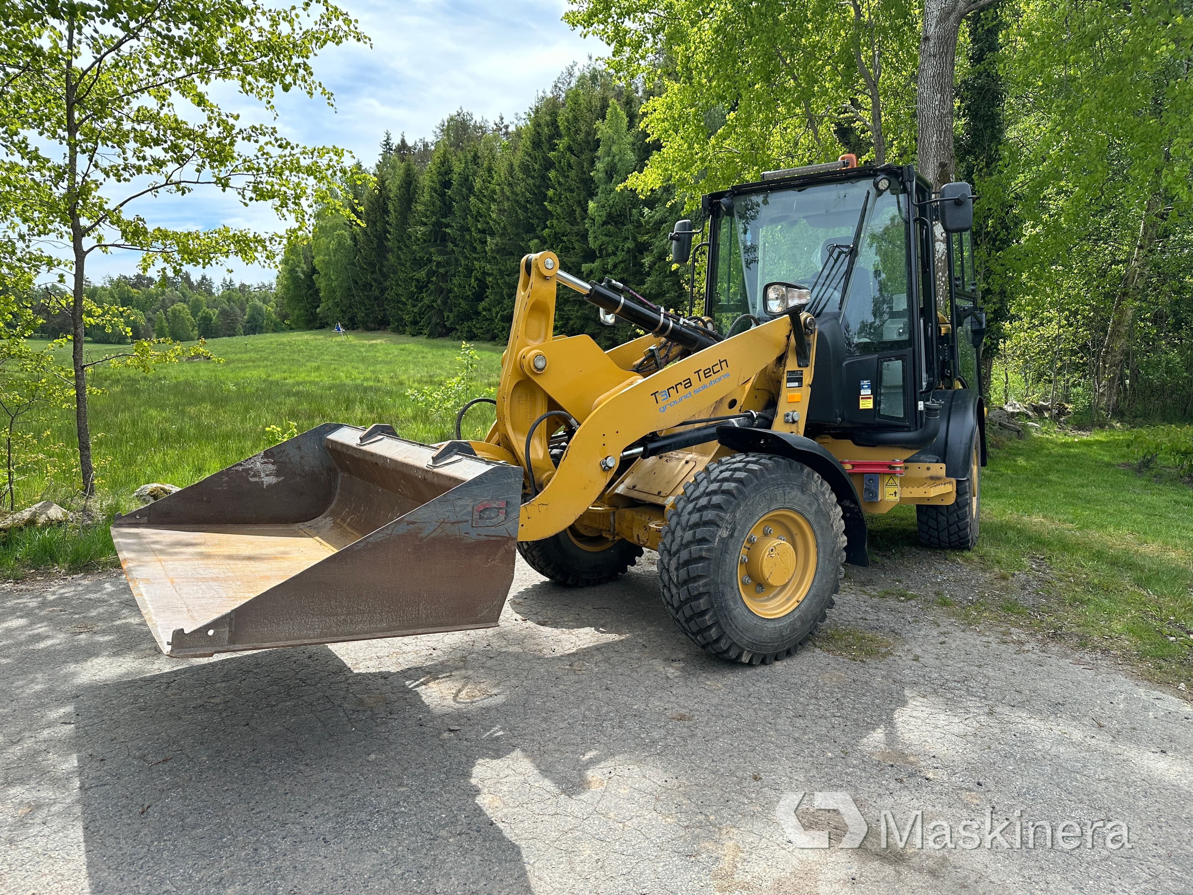 Hjullastare CAT 906M