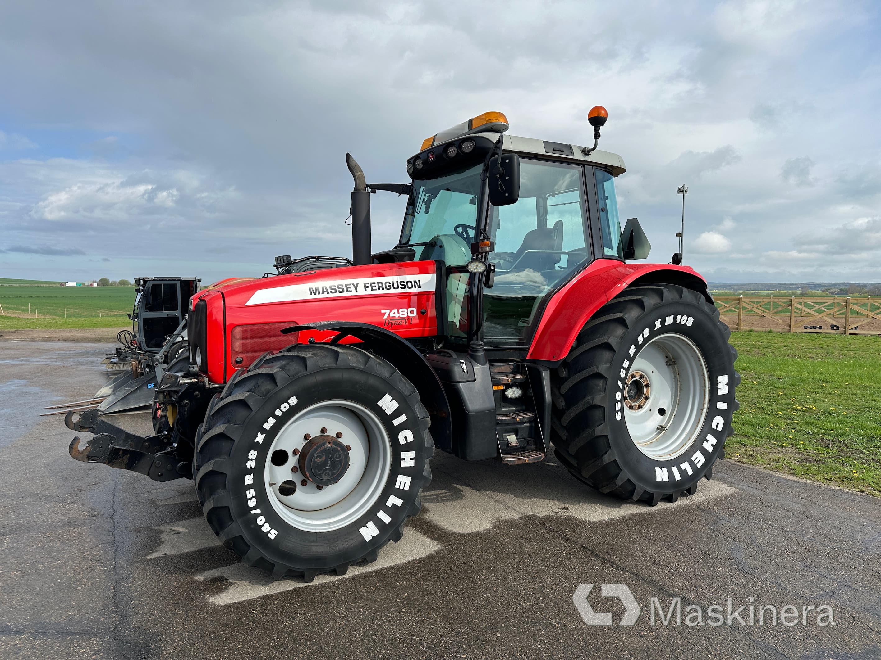 Traktor Massey Ferguson 7480-4 Dyna-VT