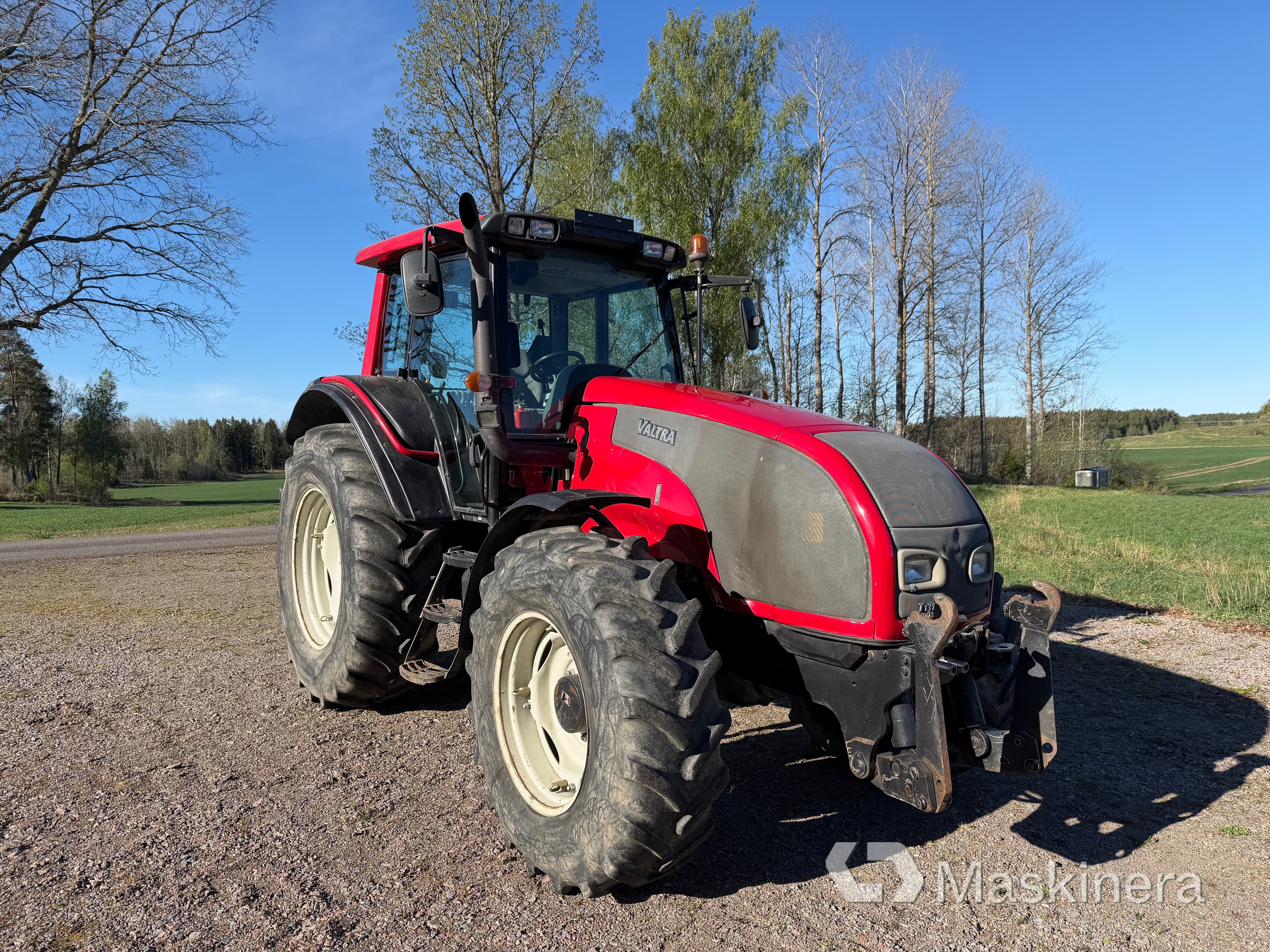 Traktor Valtra T131 Hitech
