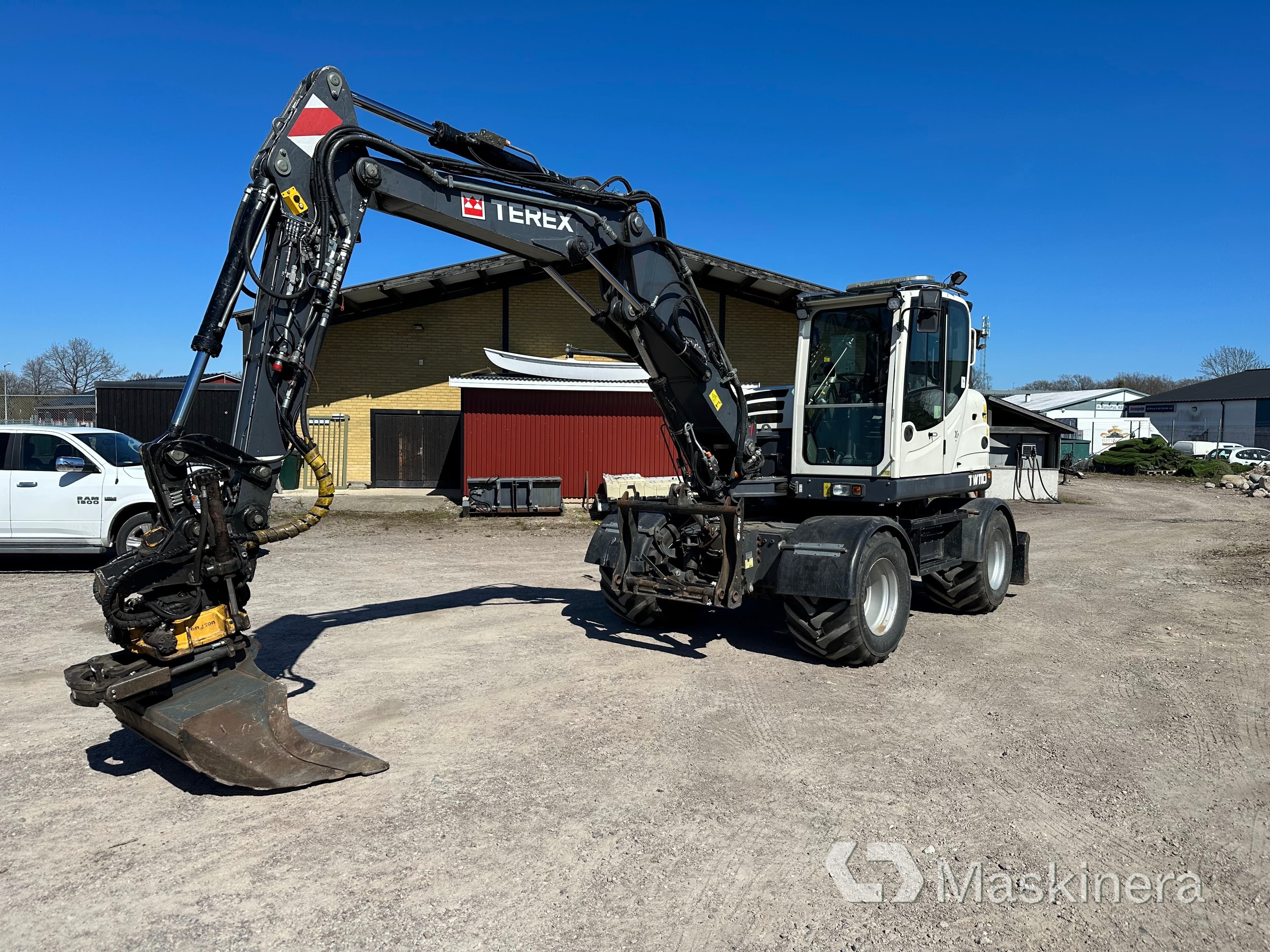 Hjulgrävare Terex TW110 + vagn