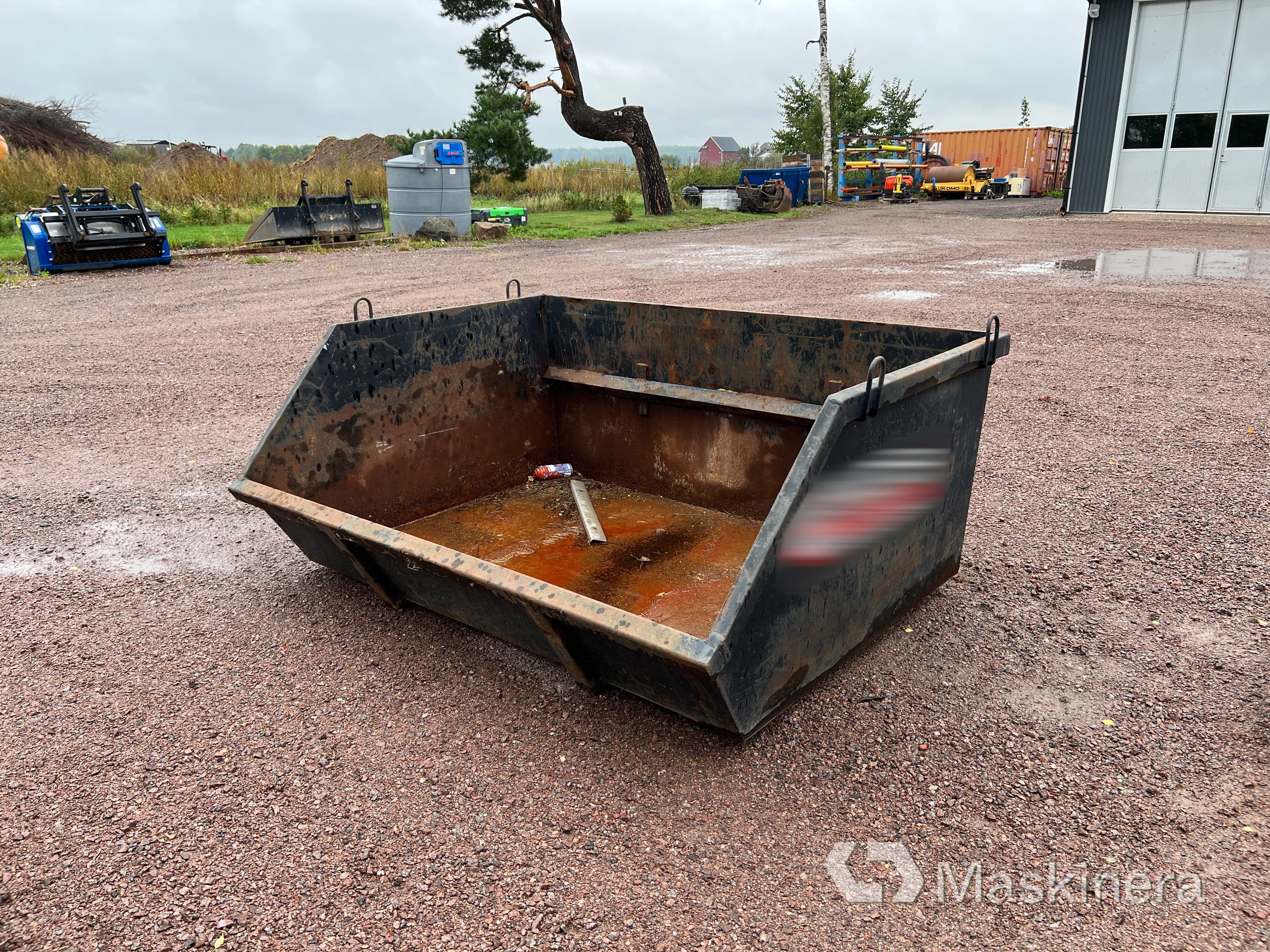 Containerskopa 2000 L