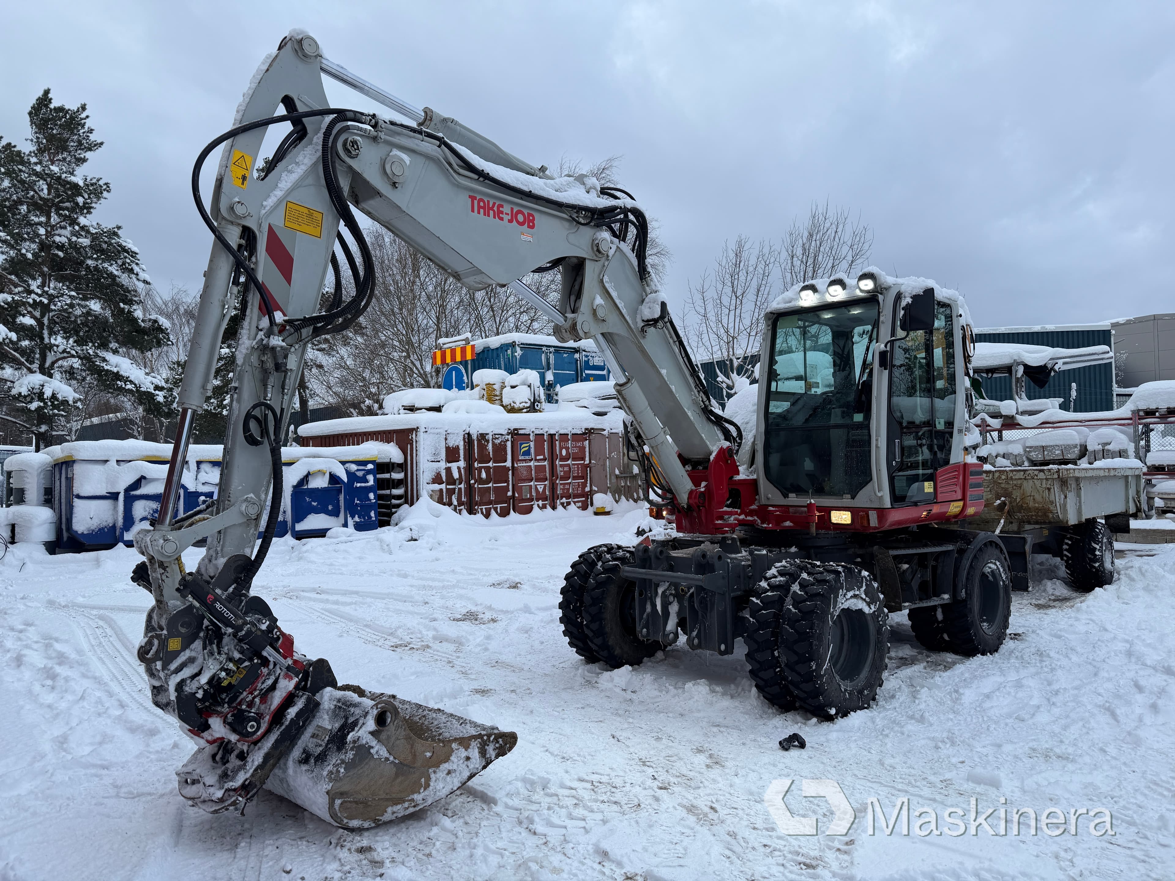 Hjulgrävare Takeuchi TB295W med vagn