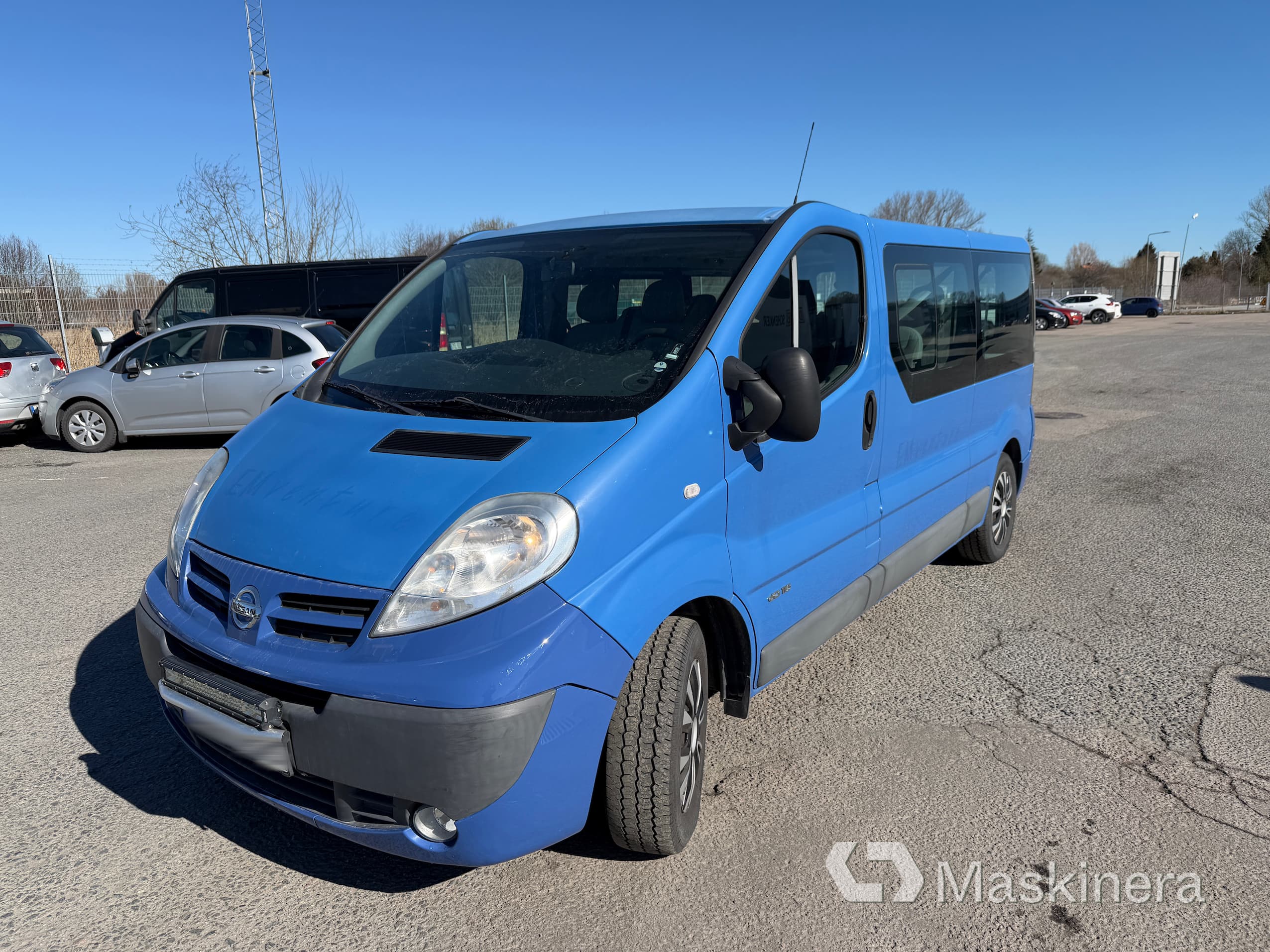 Minibuss Nissan Primastar dCi 120