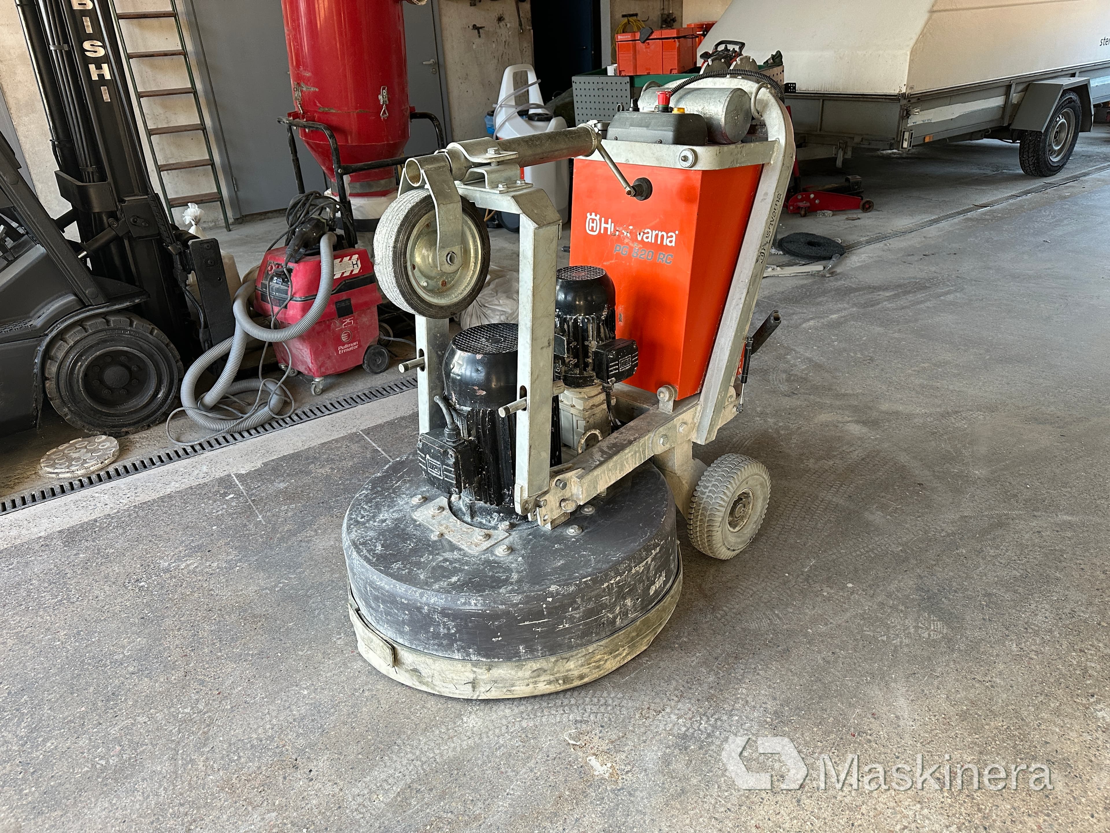 Golvslip Betongslip Fjärrstyrd Husqvarna PG820 RC