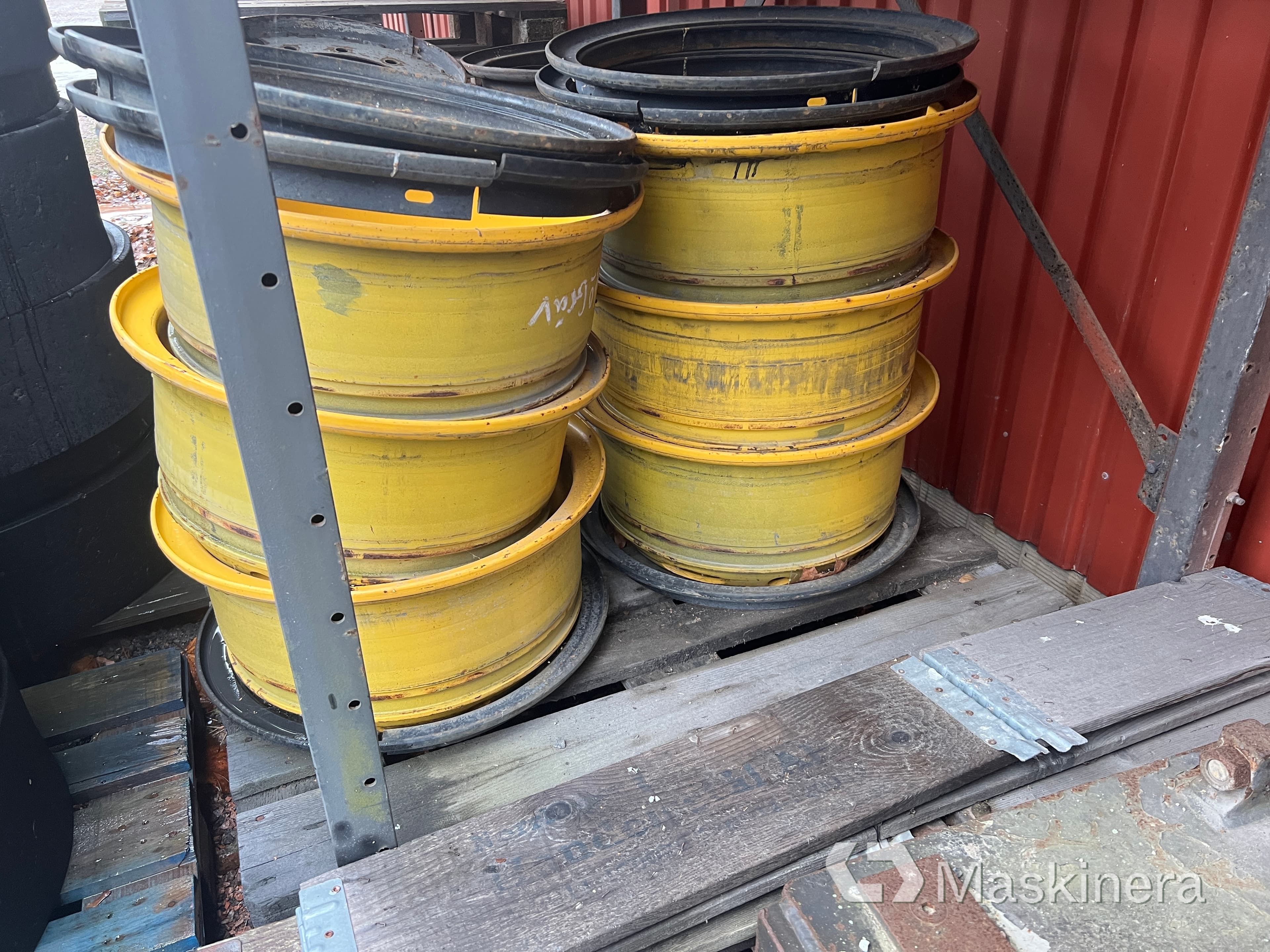 Fälgar till Volvo EW140