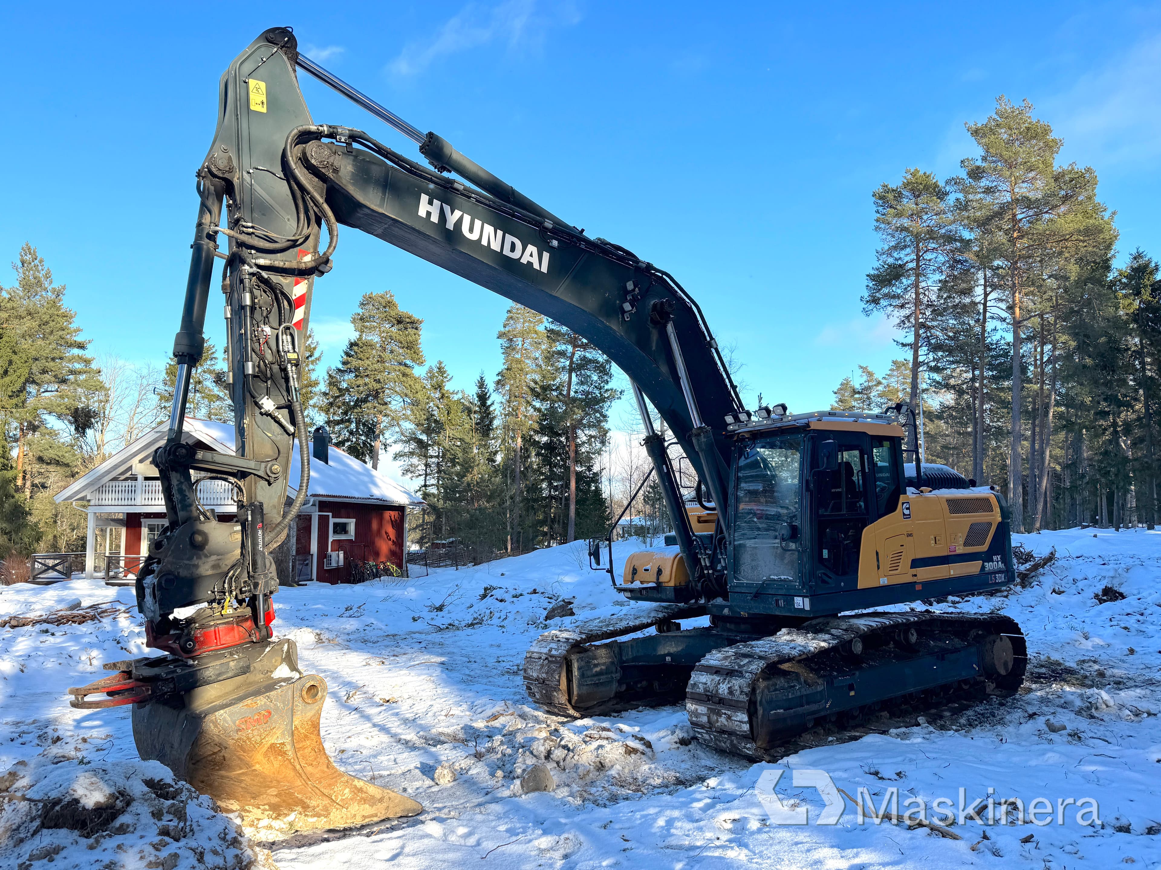 Grävmaskin Hyundai HX300AL