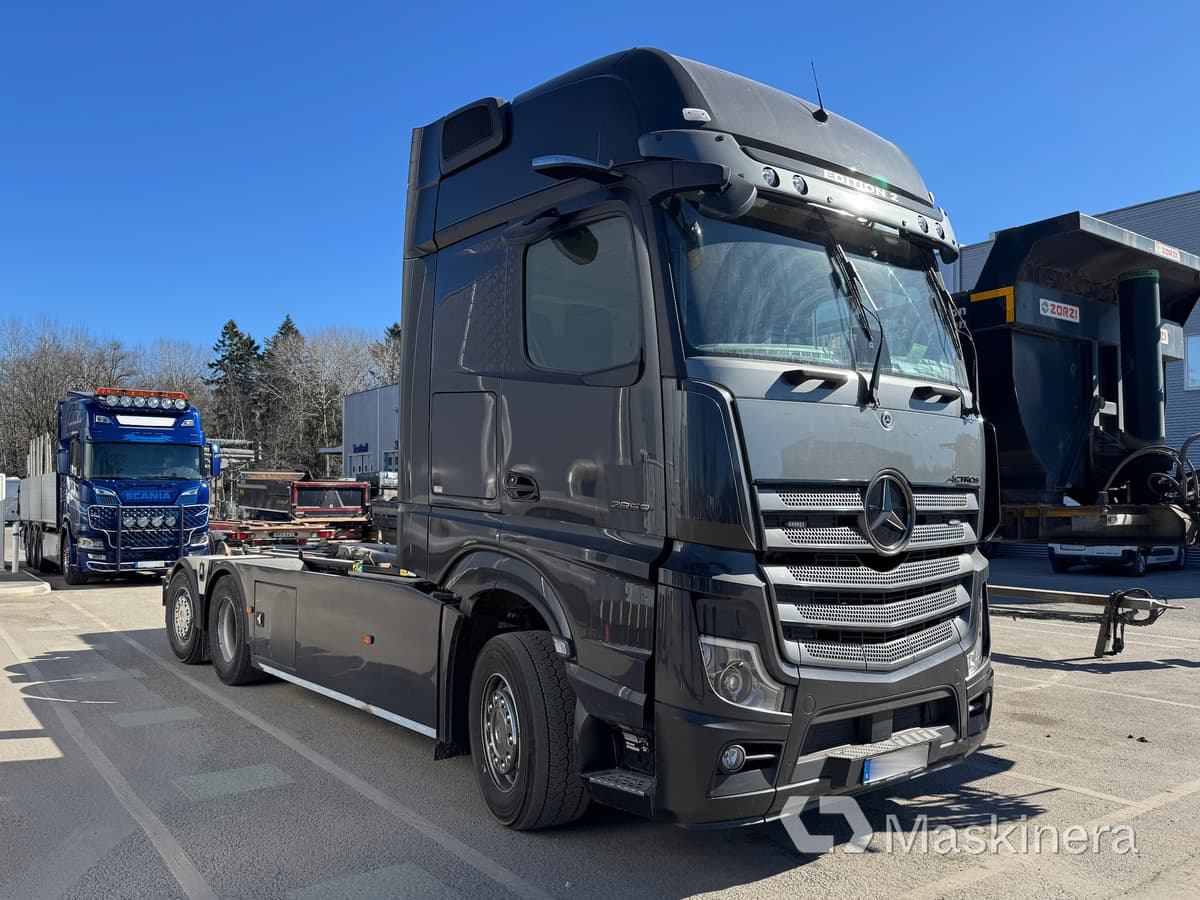 lastv-xlare-mercedes-benz-actros-963-0-c-maskinera