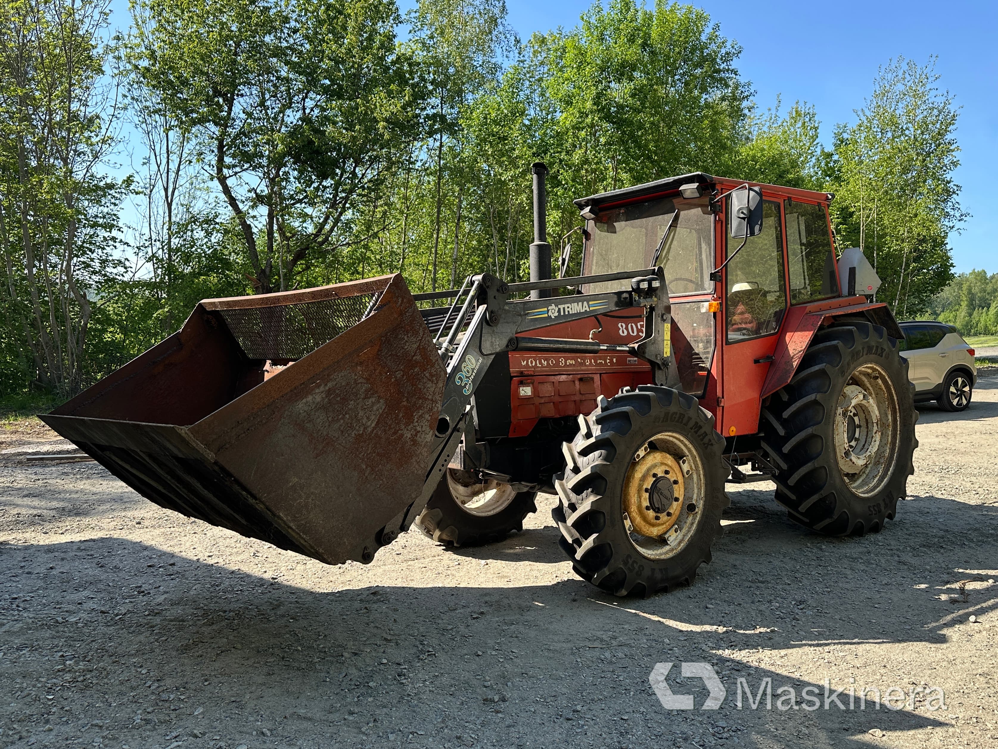Traktor Volvo BM Valmet 805-4