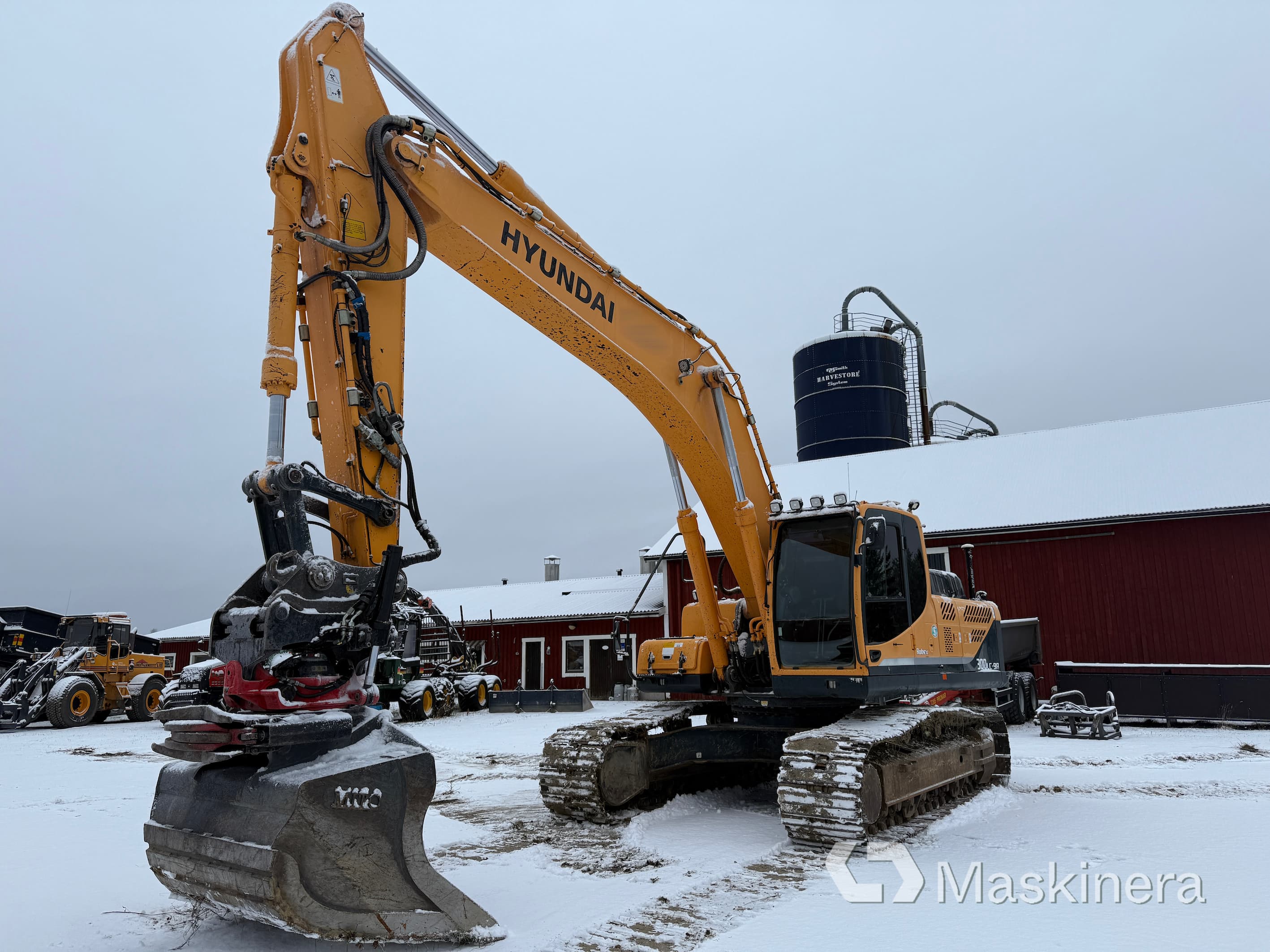 Grävmaskin Hyundai Robex 300LC-9A