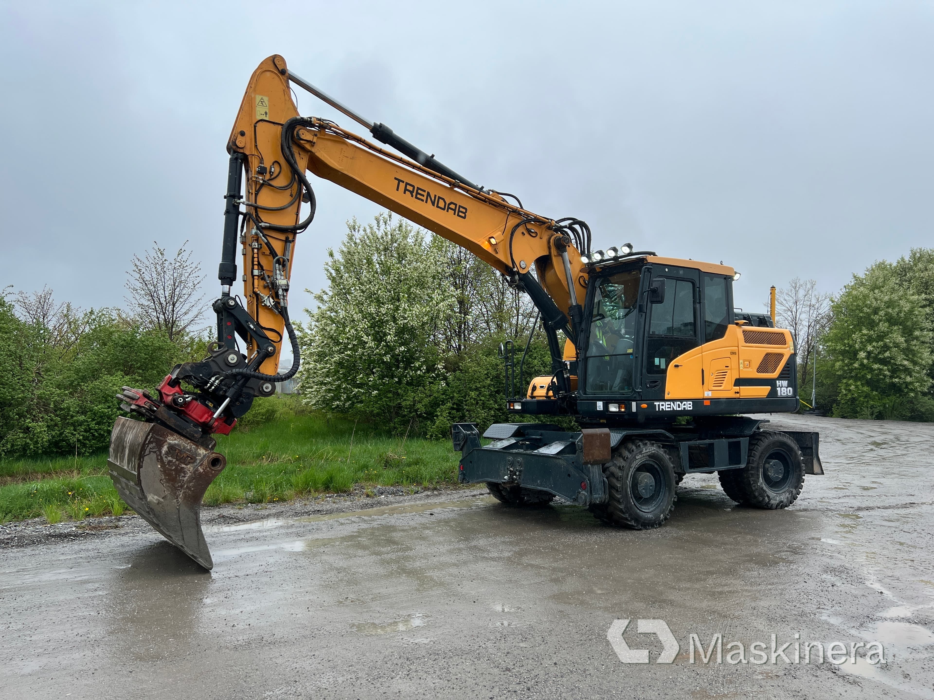 Hjulgrävare Hyundai HW 180