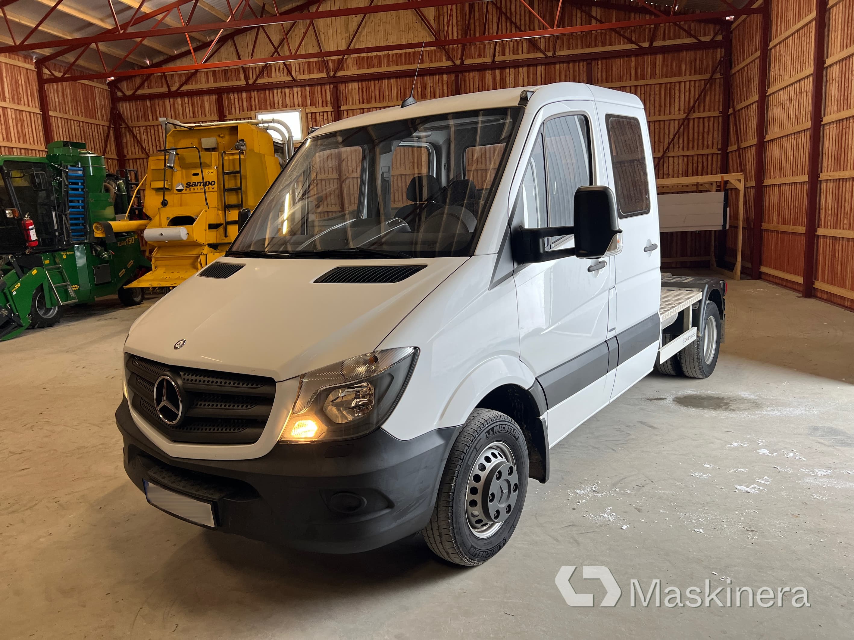 Mercedes Sprinter 319 Bluetech dubbelhytt med trailer & flak