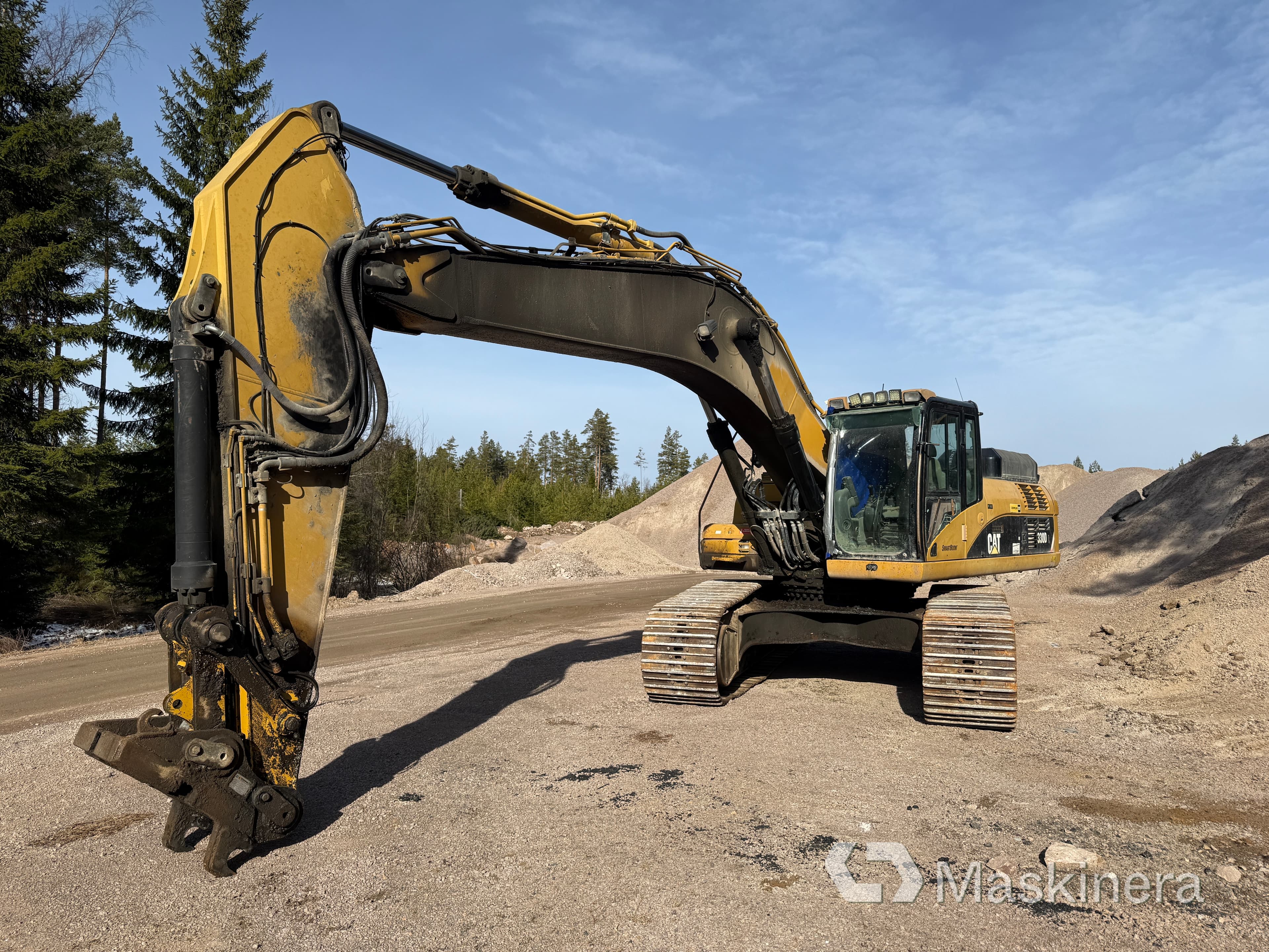 Grävmaskin CAT 330D