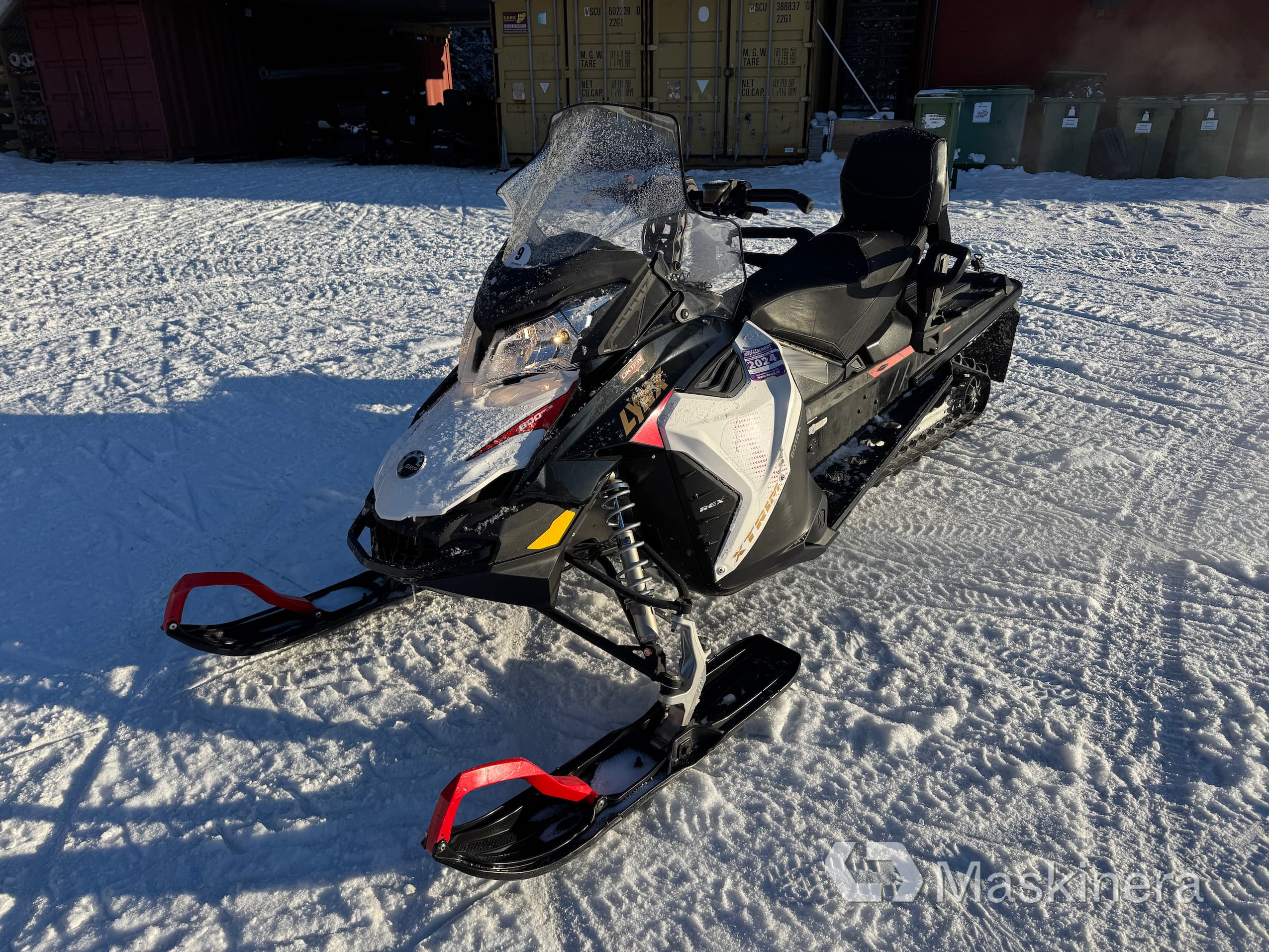Snöskoter Lynx Xtrim 600 Ace