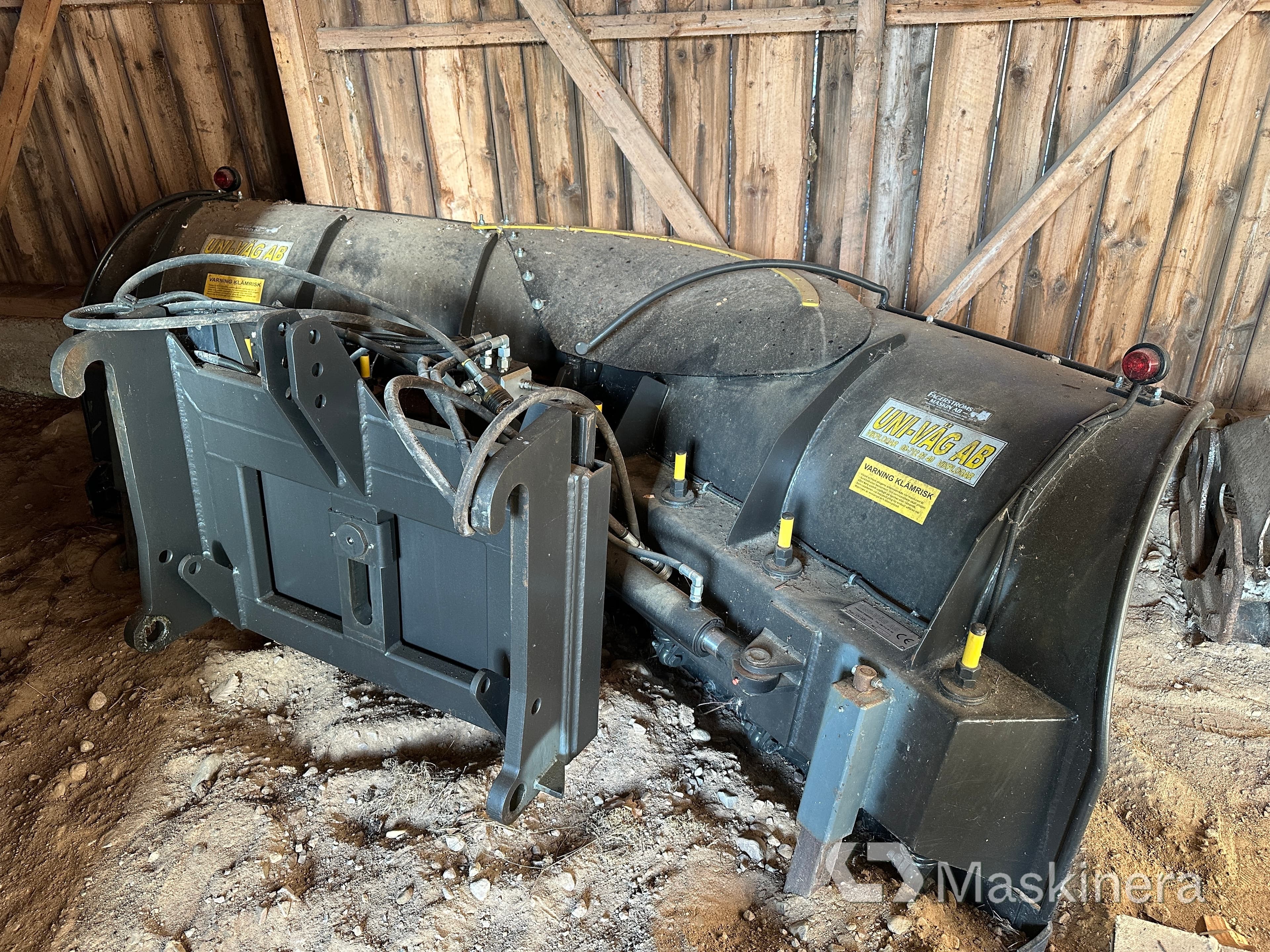 Vikplog Uni-väg UV-320 Stora BM