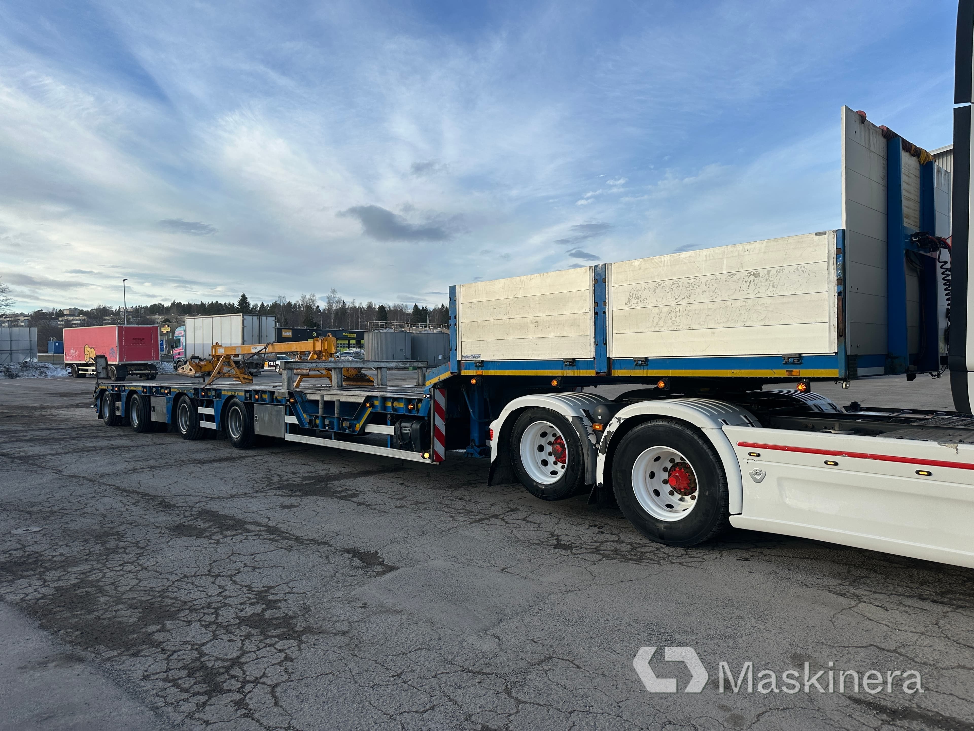Maskintrailer Pk Trailerteknik 4-axlad