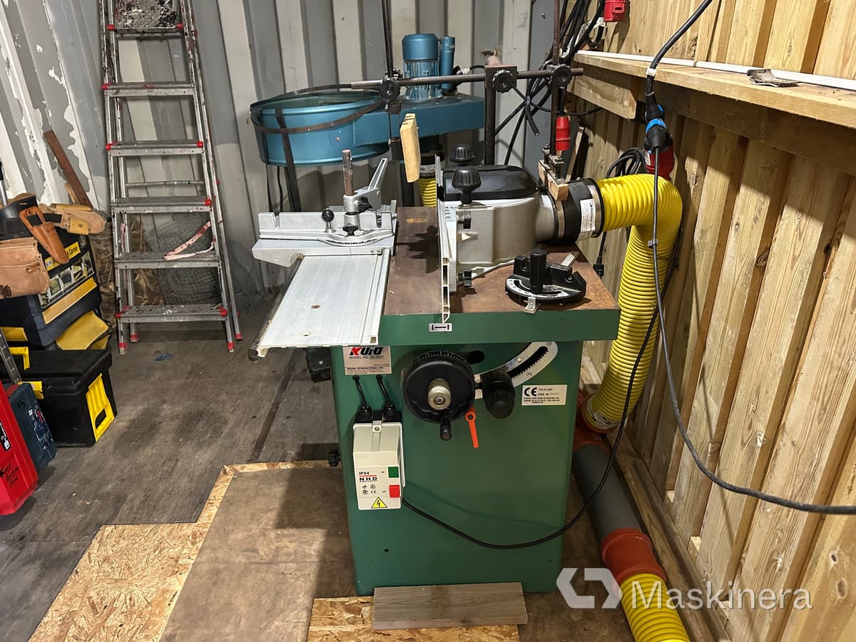 Vertikalfräs KUFO SK-28SP med LUNA spånsug | Maskinera