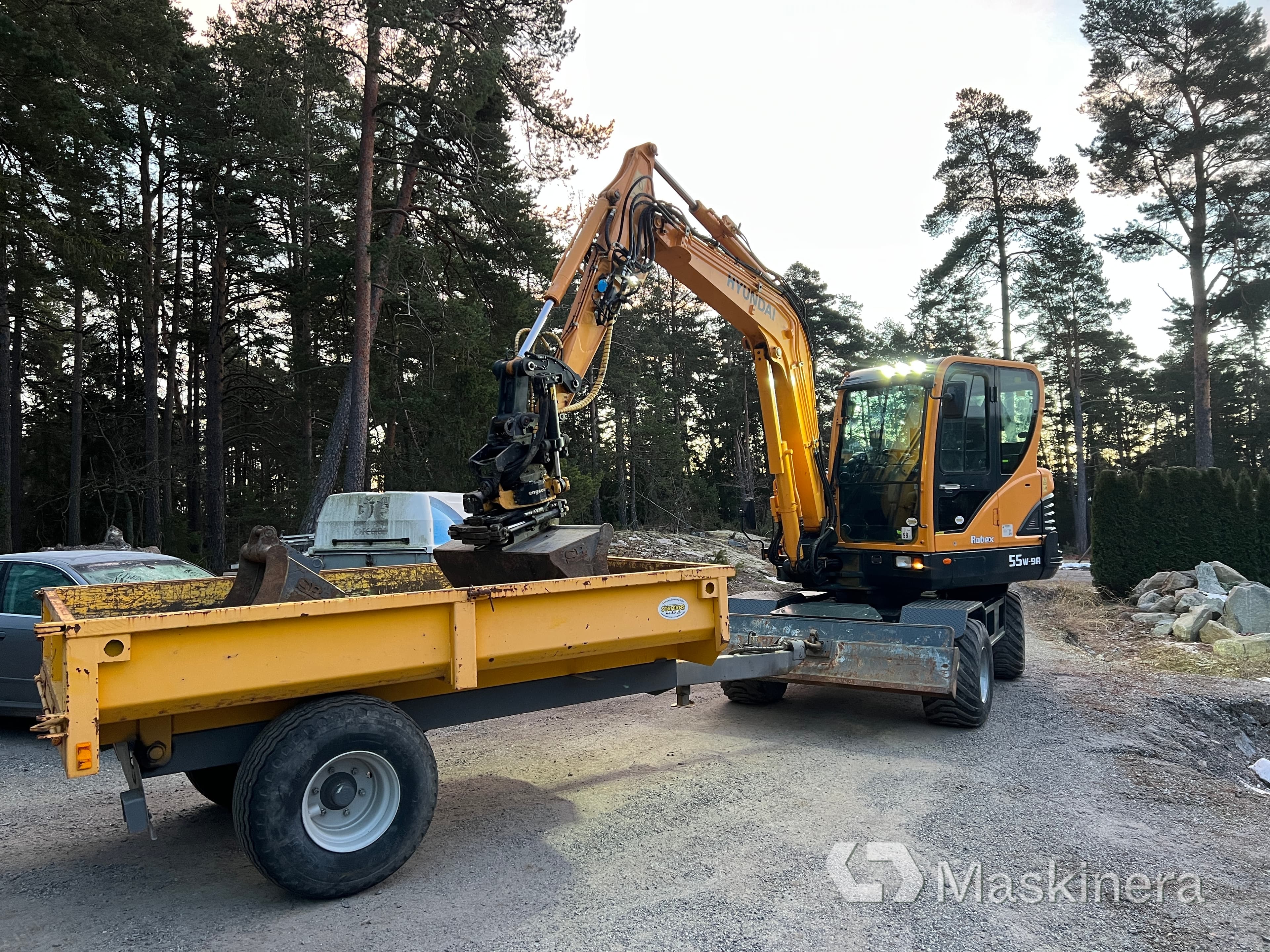 Hjulgrävare Hyundai Robex 55W-9A +Dumpervagn