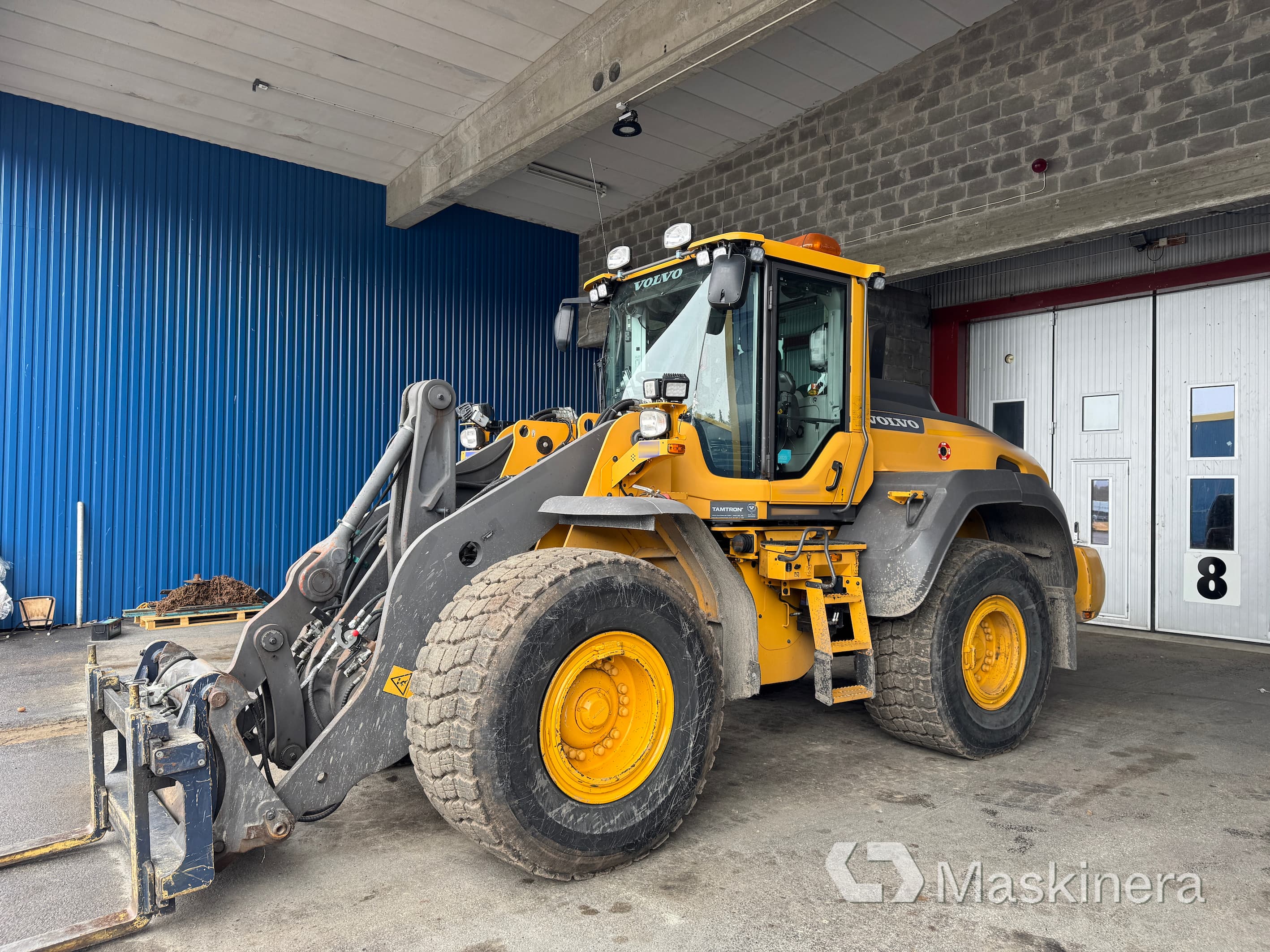 Hjullastare Volvo L110H med redskap