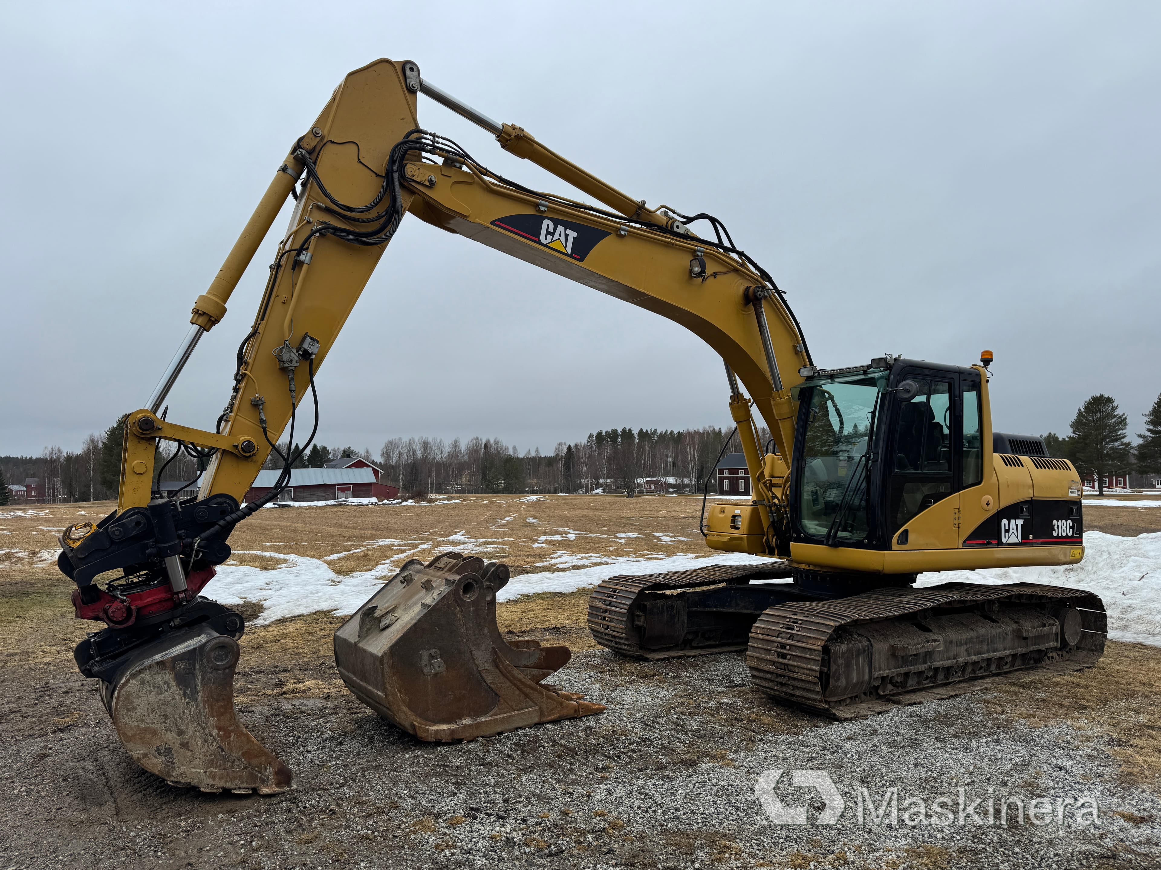 Grävmaskin Cat 318CL med tillbehör