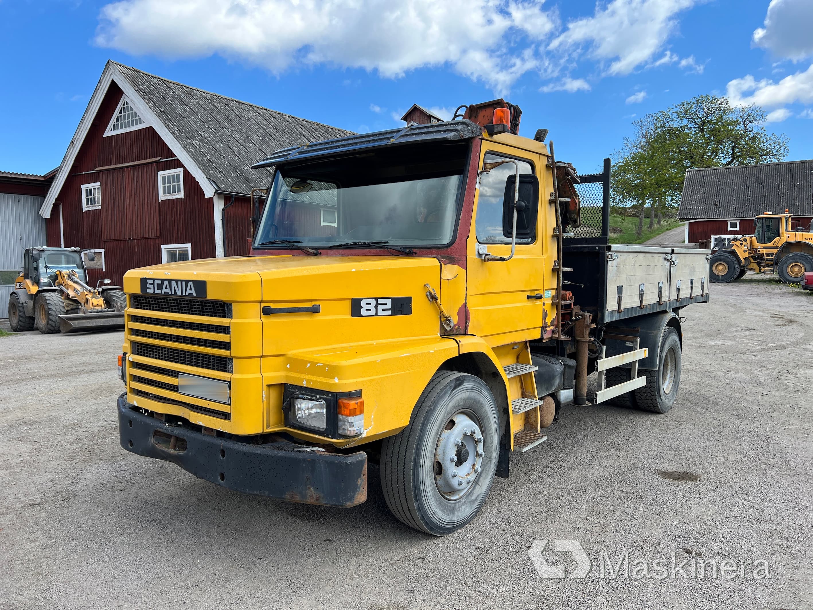 Kran / tippbil Scania 82H