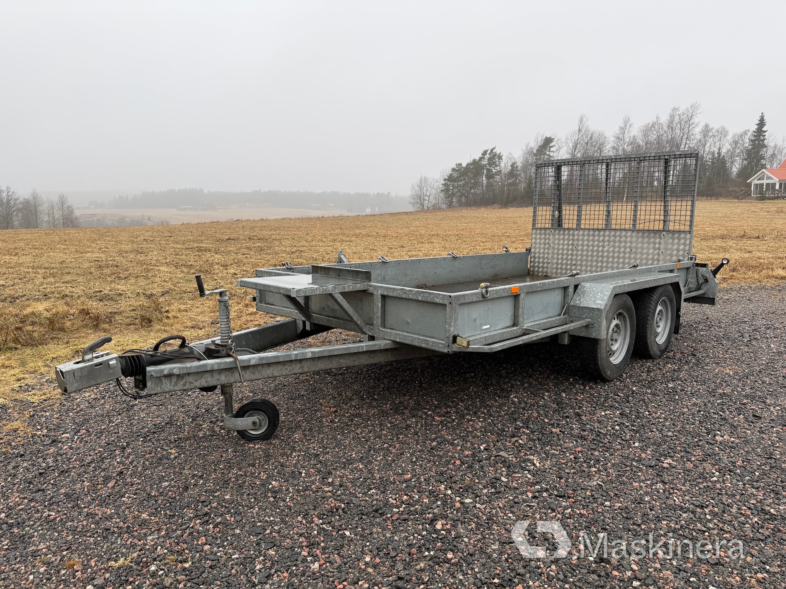 Släpkärra Tiki-Treiler TP385-DLB