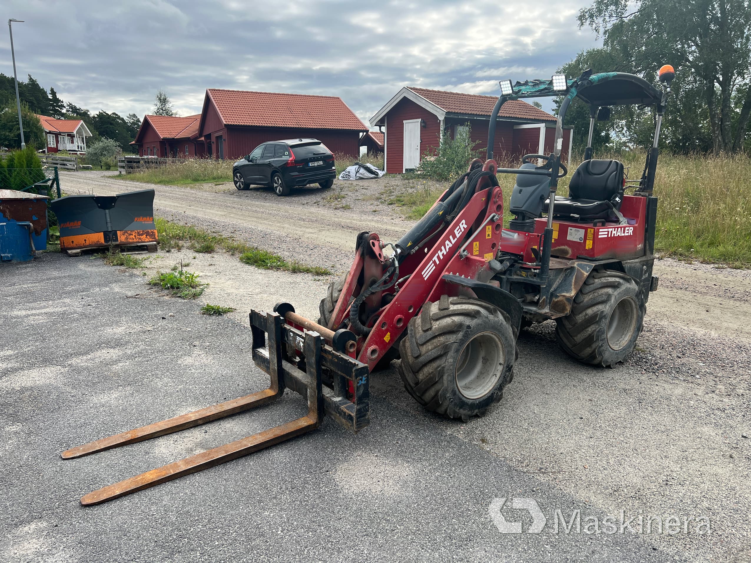 Kompaktlastare Thaler 2138/k