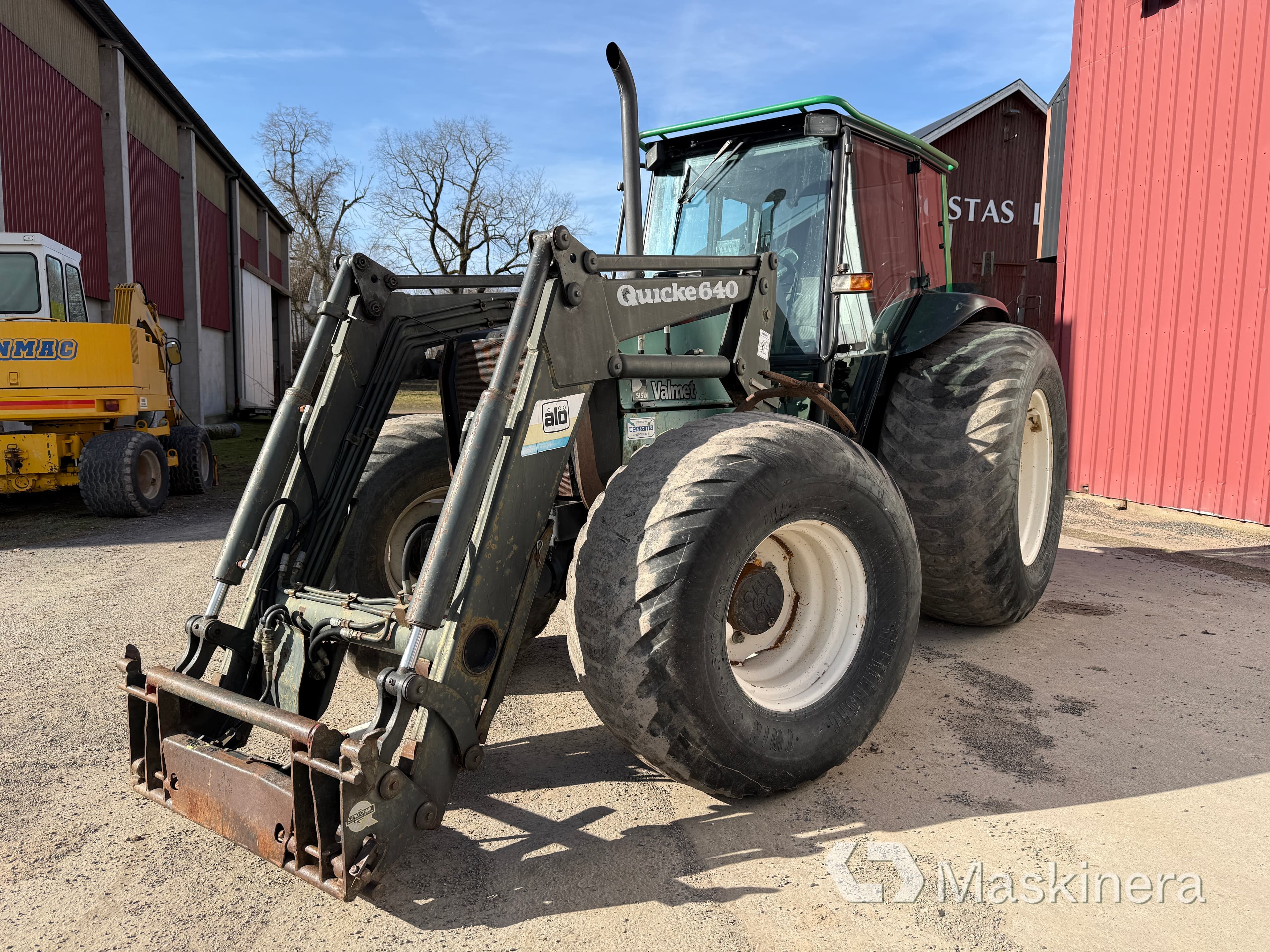Traktor Valmet 865 + Tillbehör