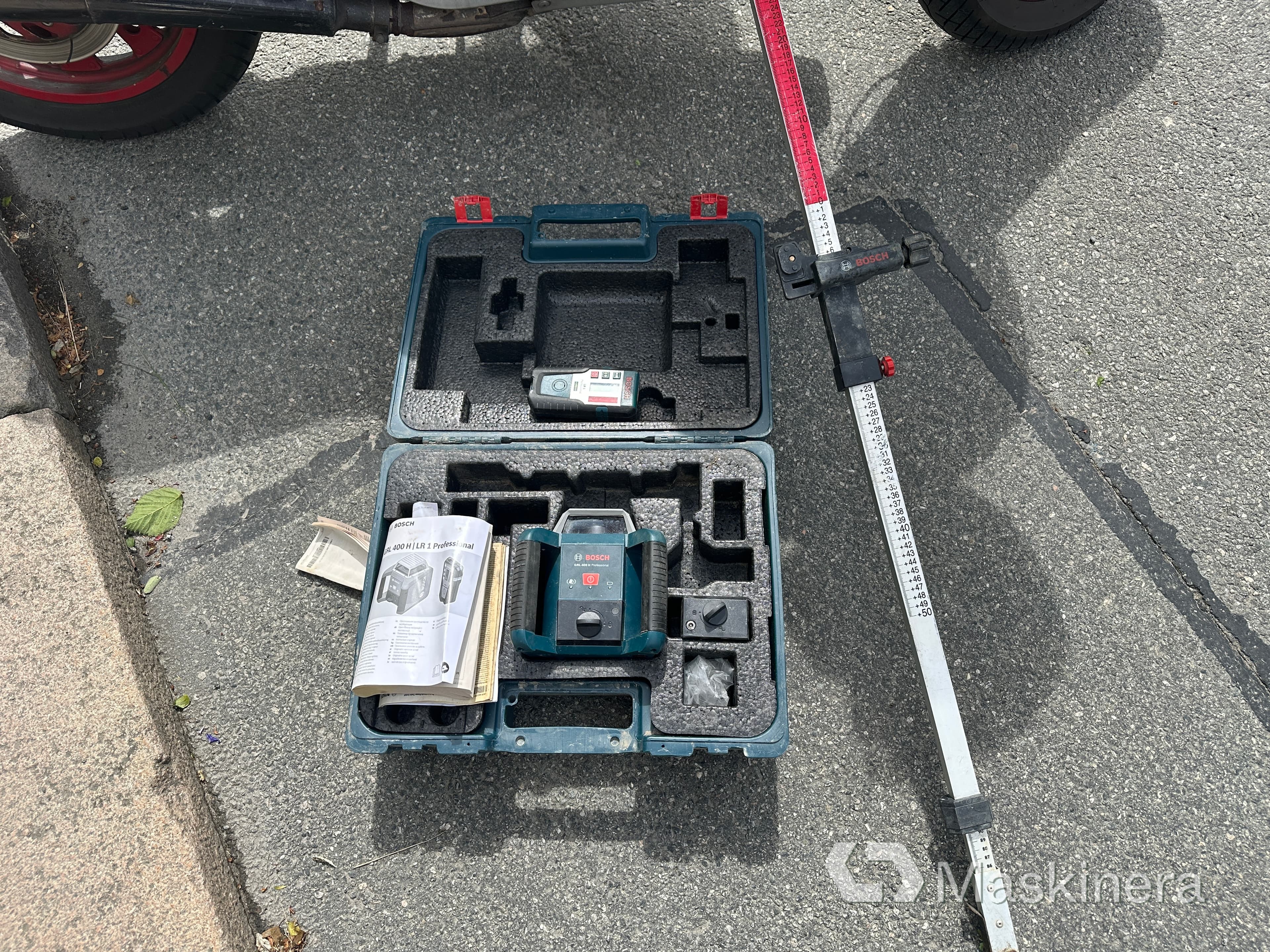 Rotationslaser Bosch GRL 400 H Professional med stativ    