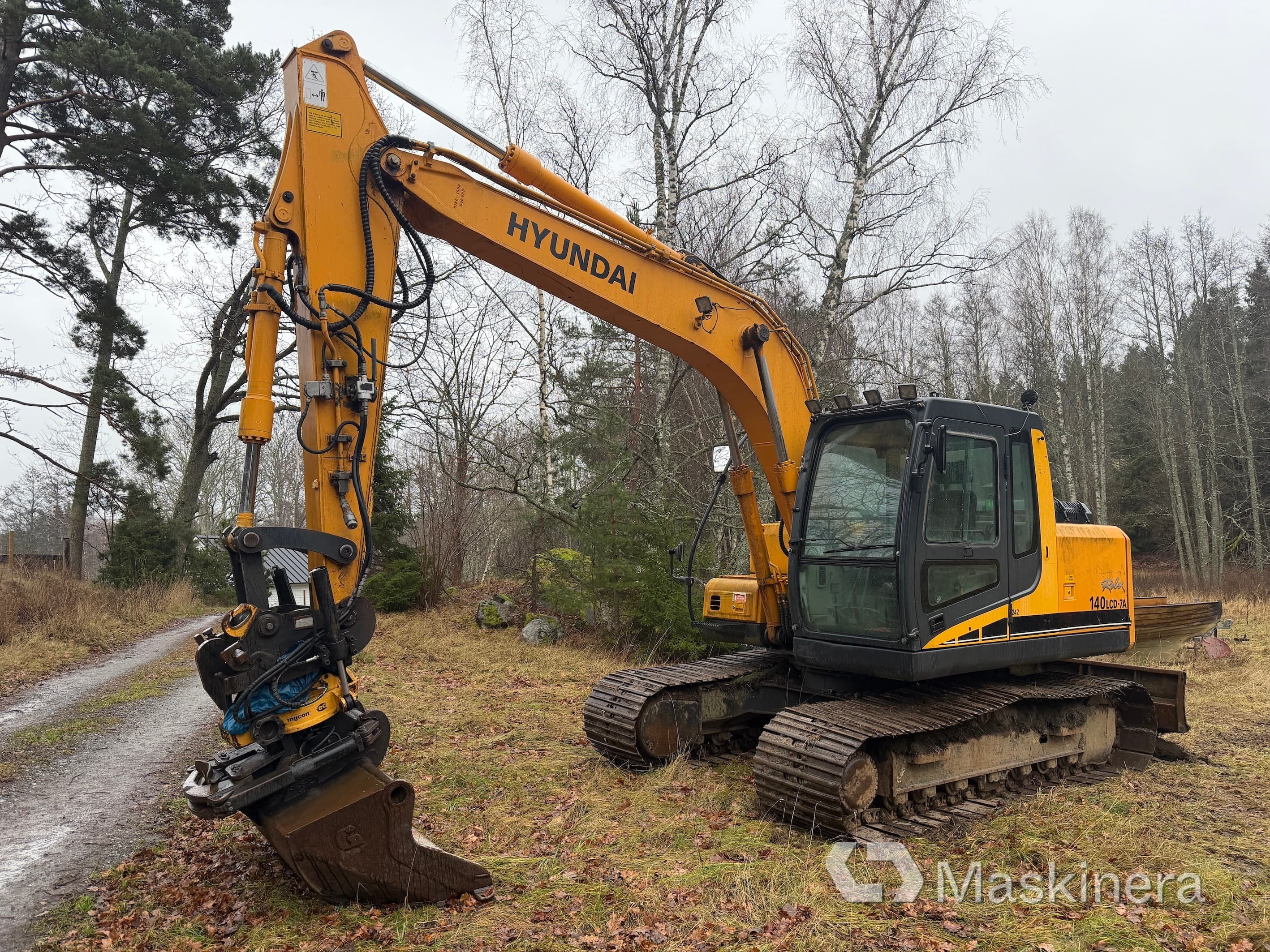 Grävmaskin Hyundai Robex 140LCD-7A