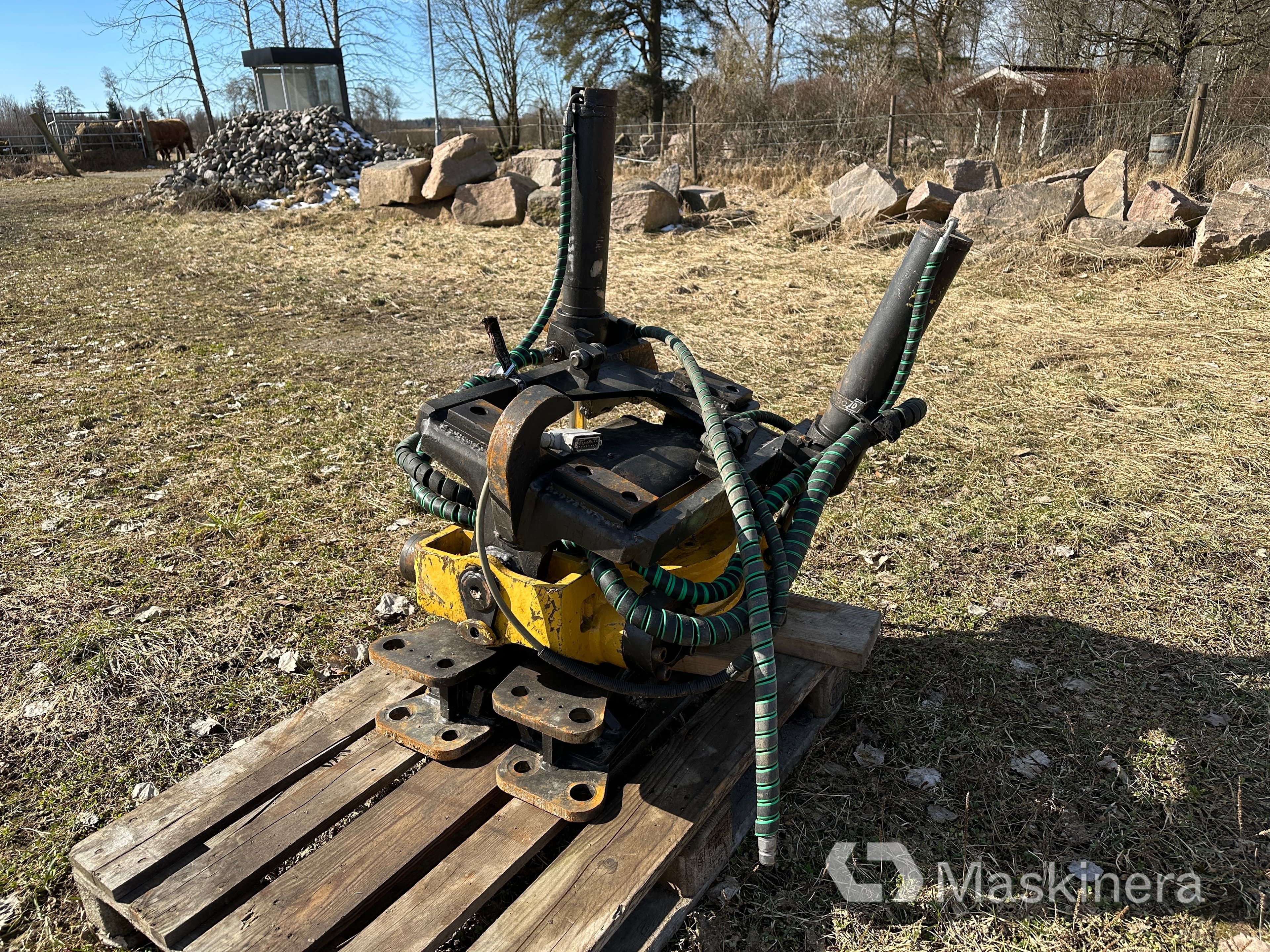 Tiltrotator Engcon EC20  B20 fäste