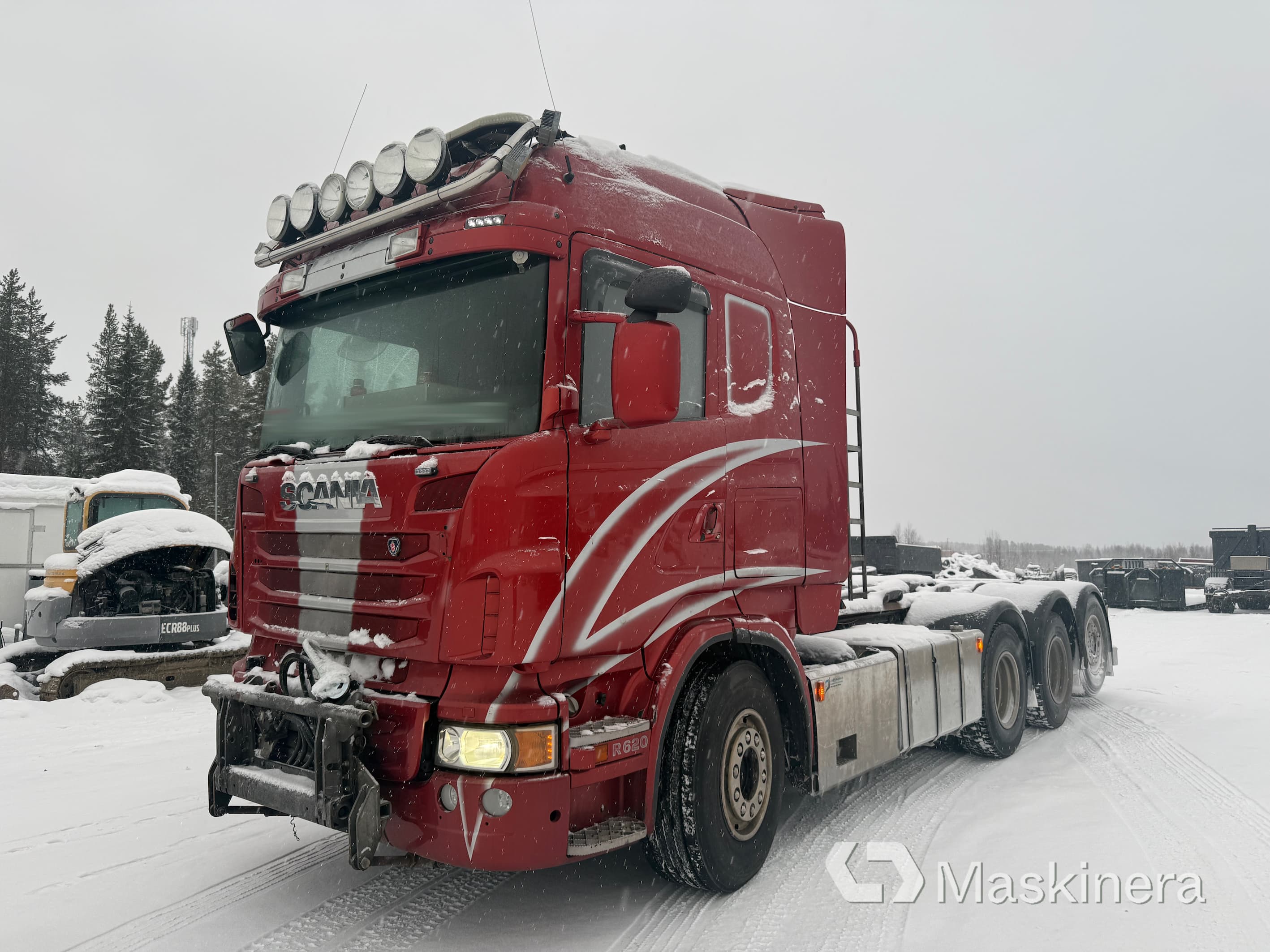 Lastväxlare Scania R620 8x4 med plogfästen