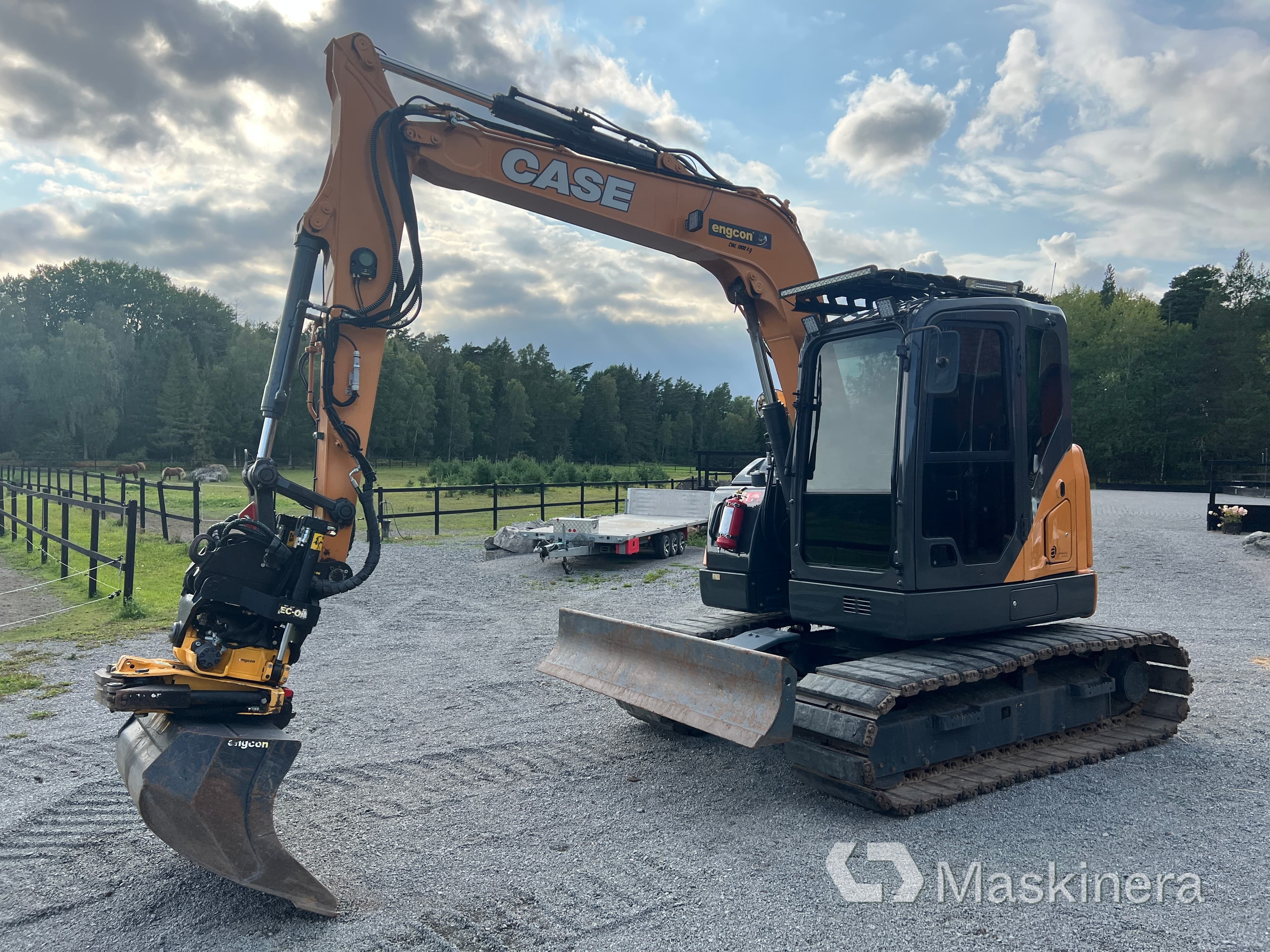Grävmaskin Case CX75C SR med tillbehör