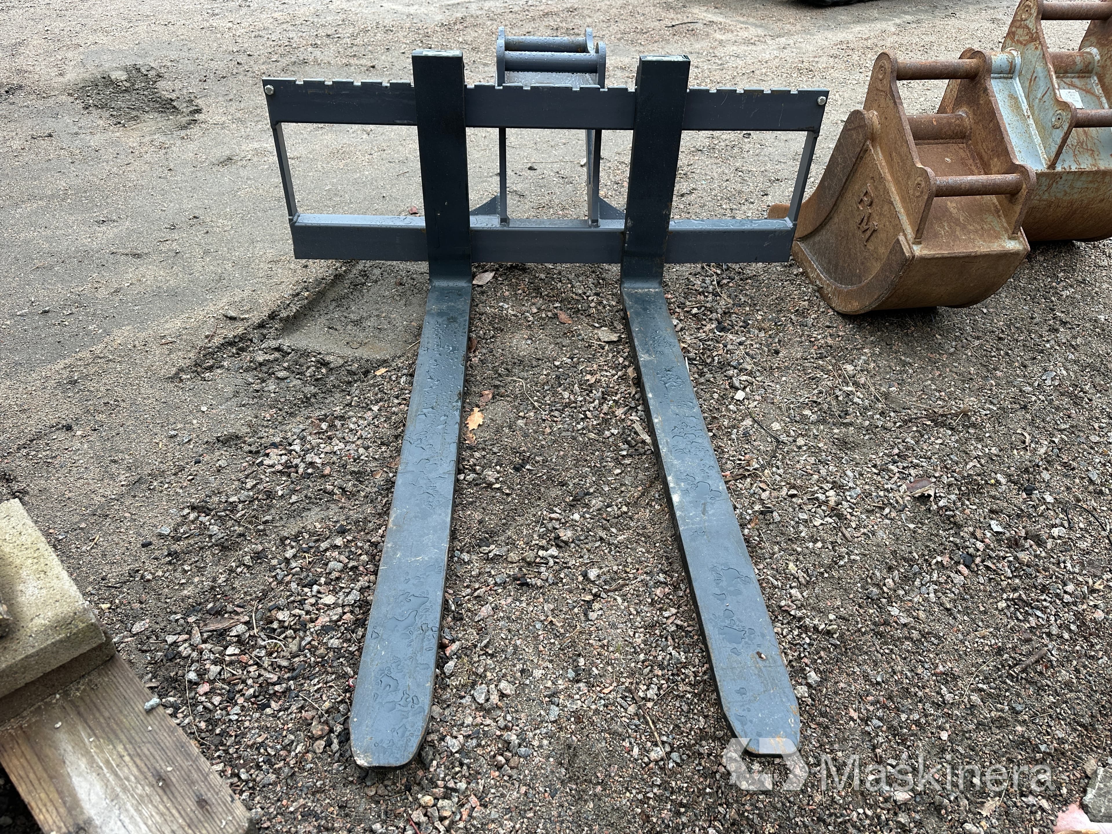 Gaffelställ S40 Thorens i Kil