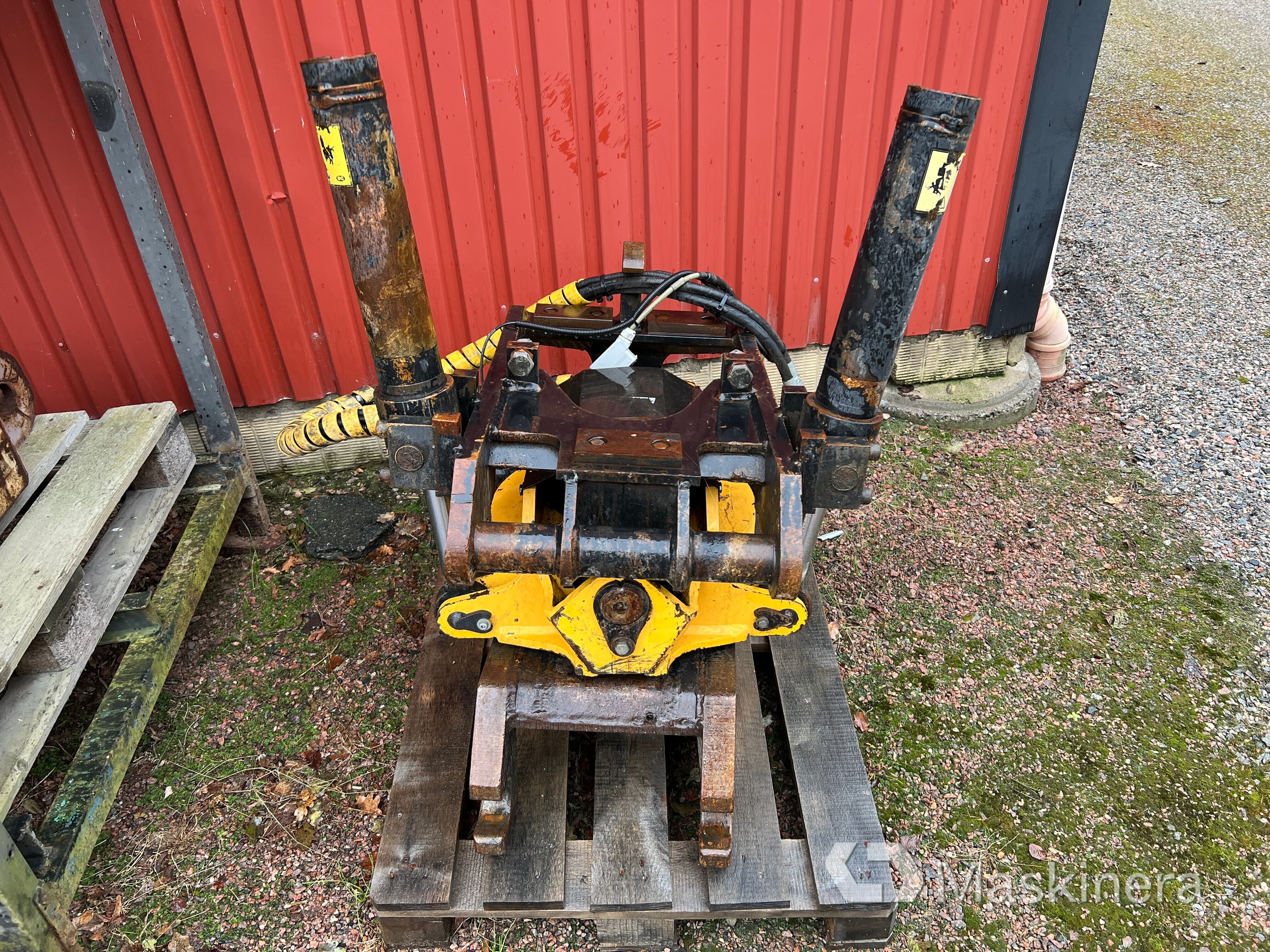 Rotortilt Engcon B20