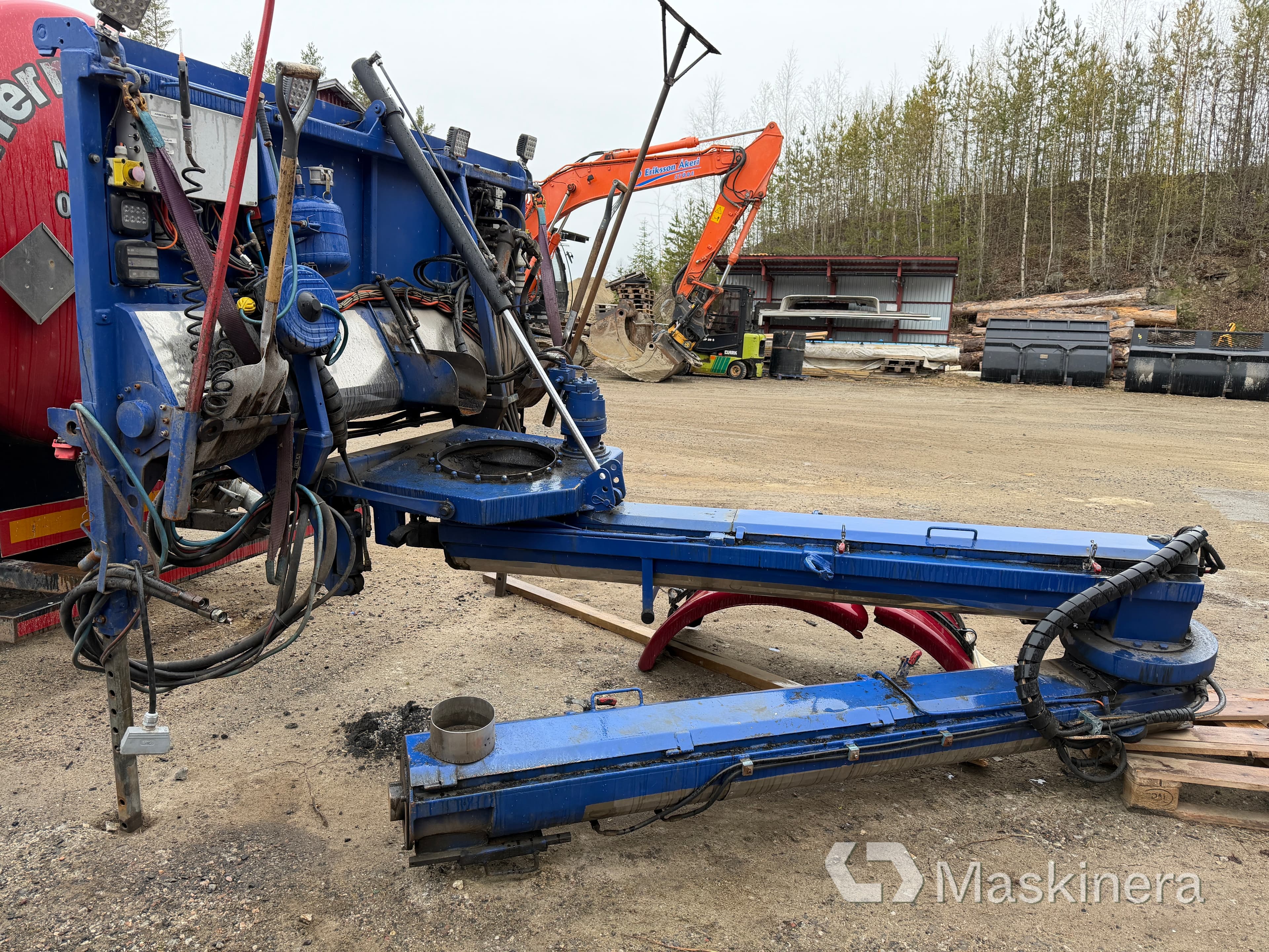 Asfaltsspridare Sprider M-25 