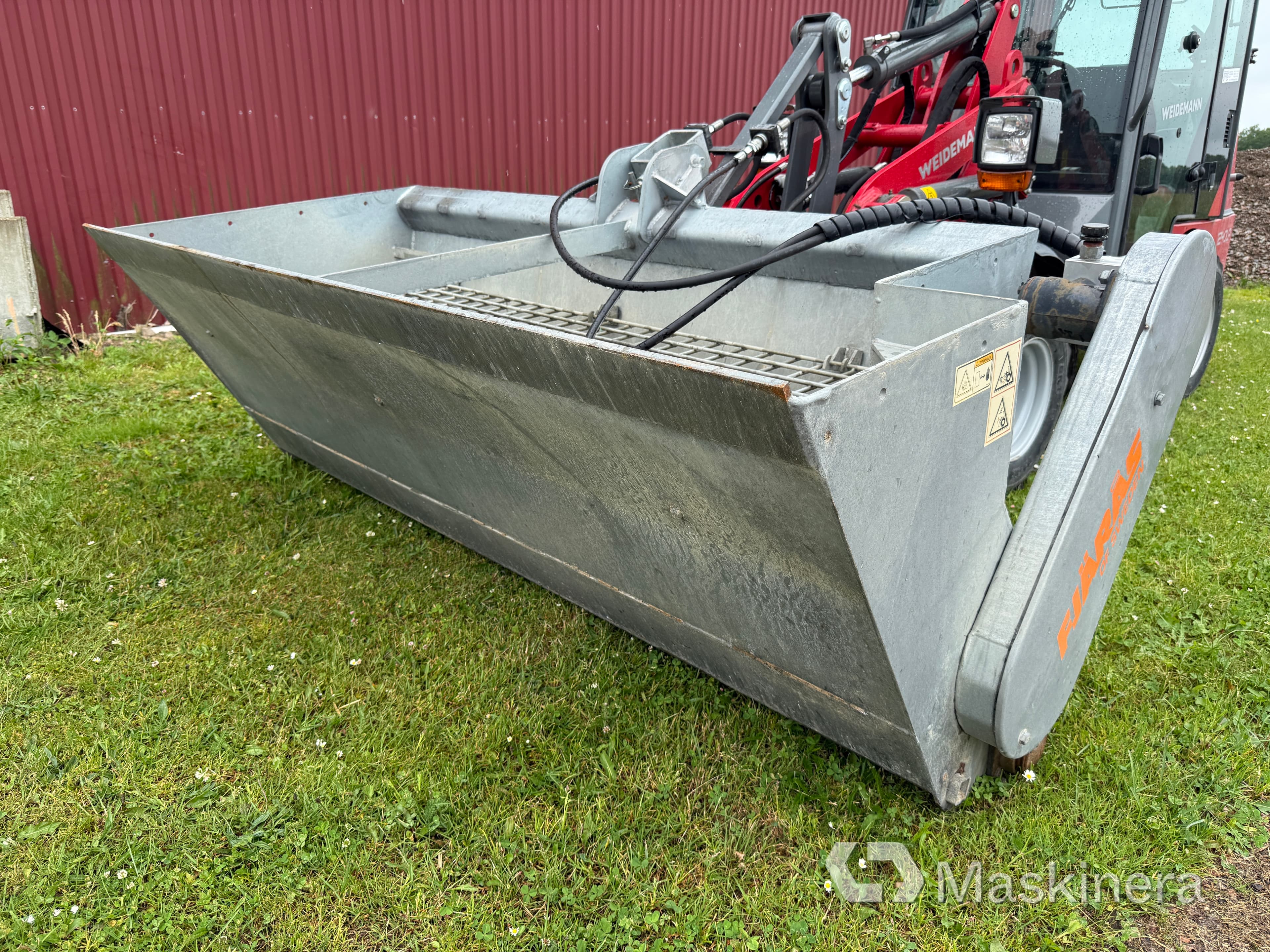 Sandspridare Fjärås 1400/2100