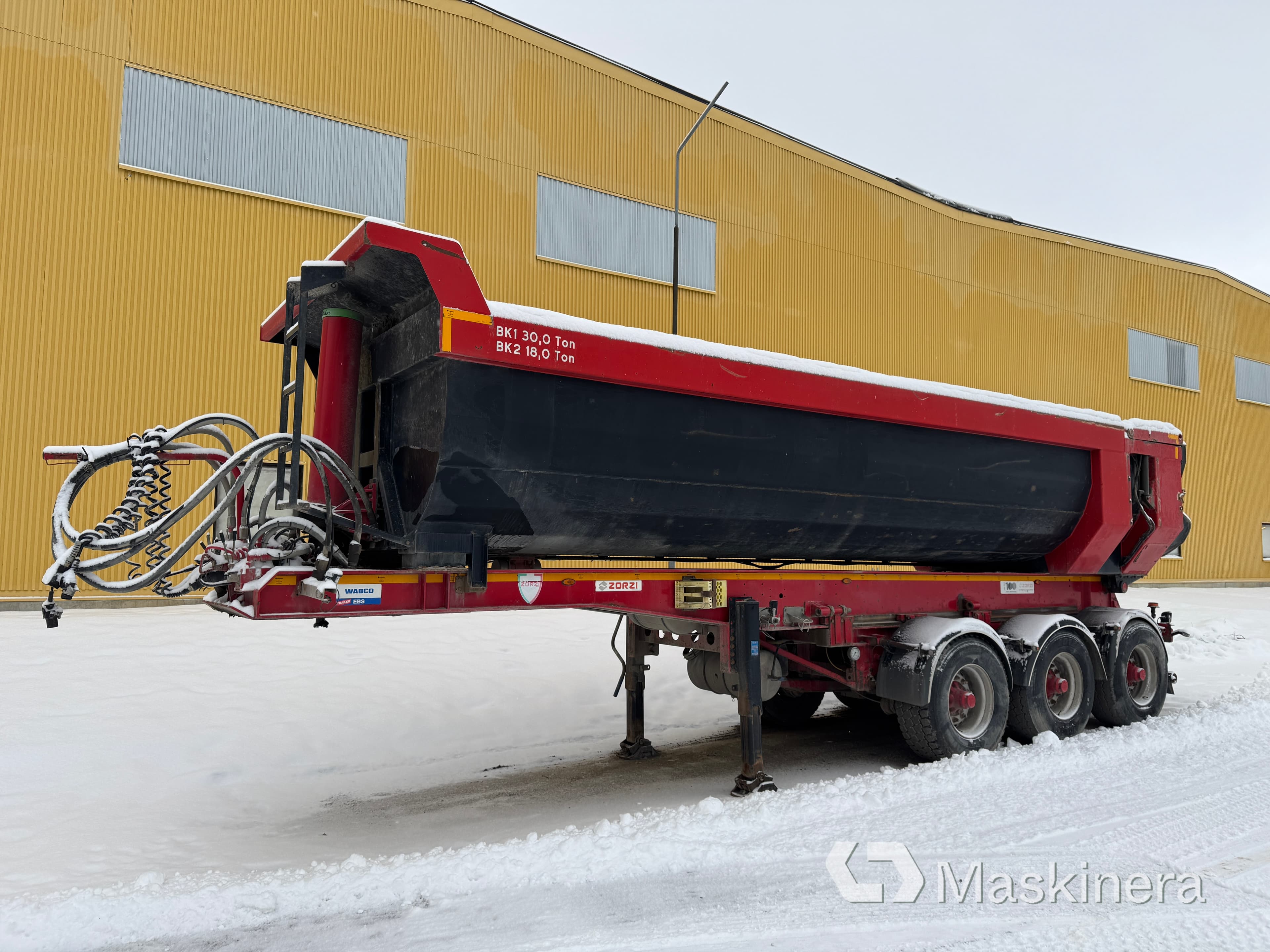 Grustrailer Zorzi Menci