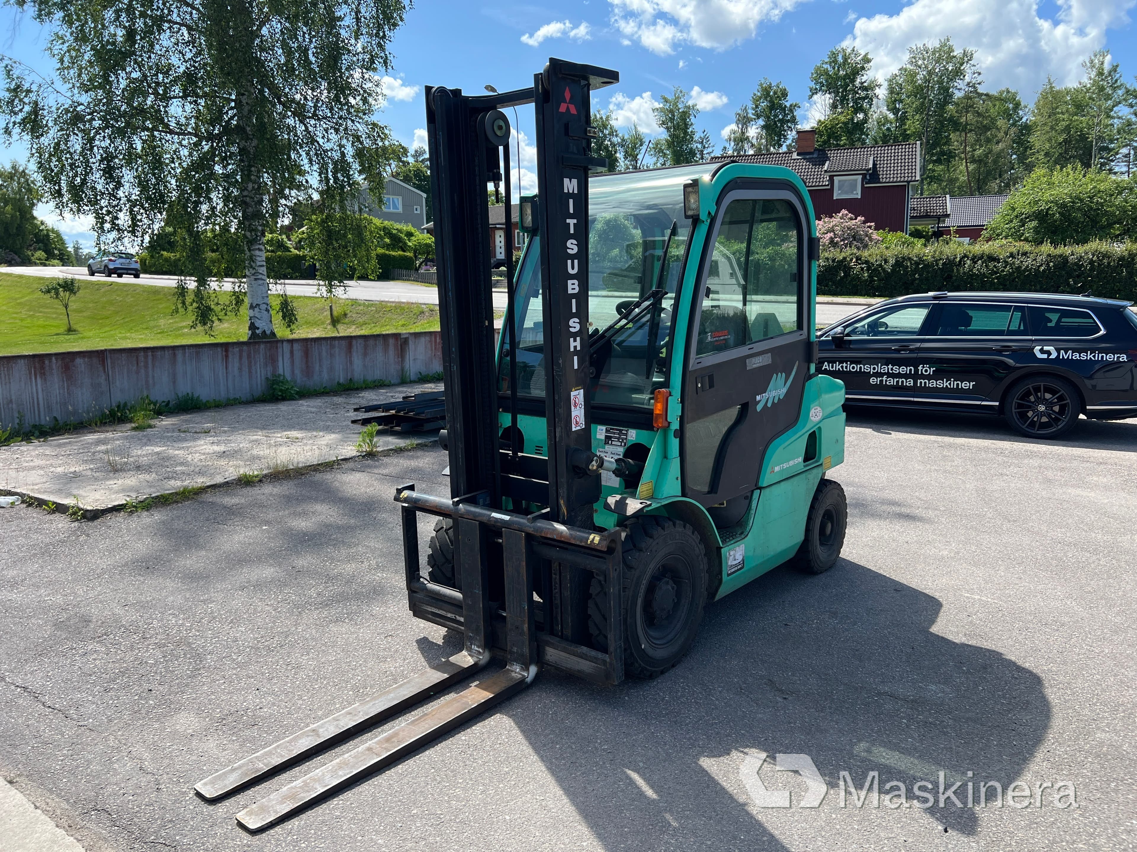 Truck Mitsubishi FD25N