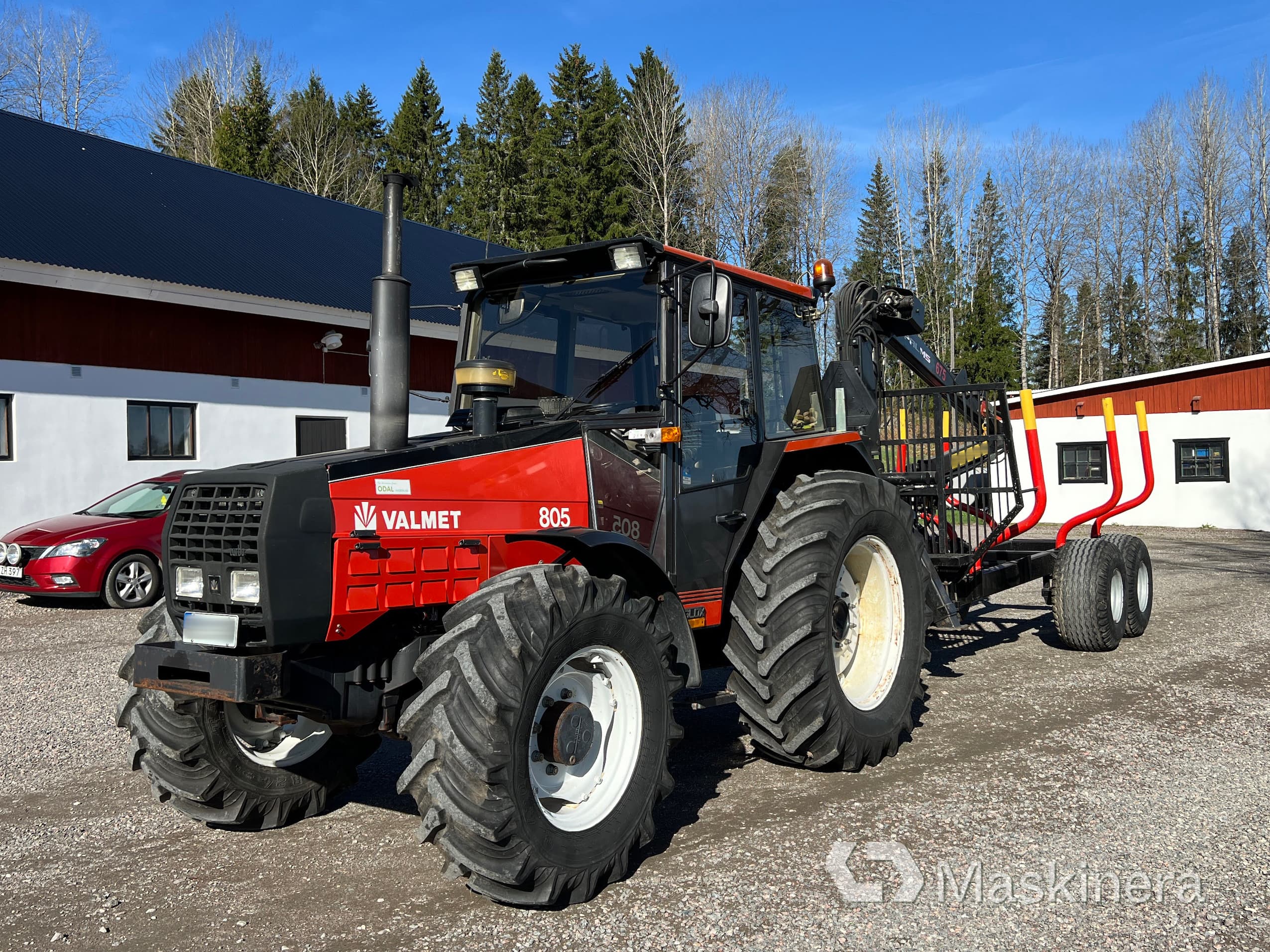 Traktor Valmet 805 med Skogsvagn Palms 675