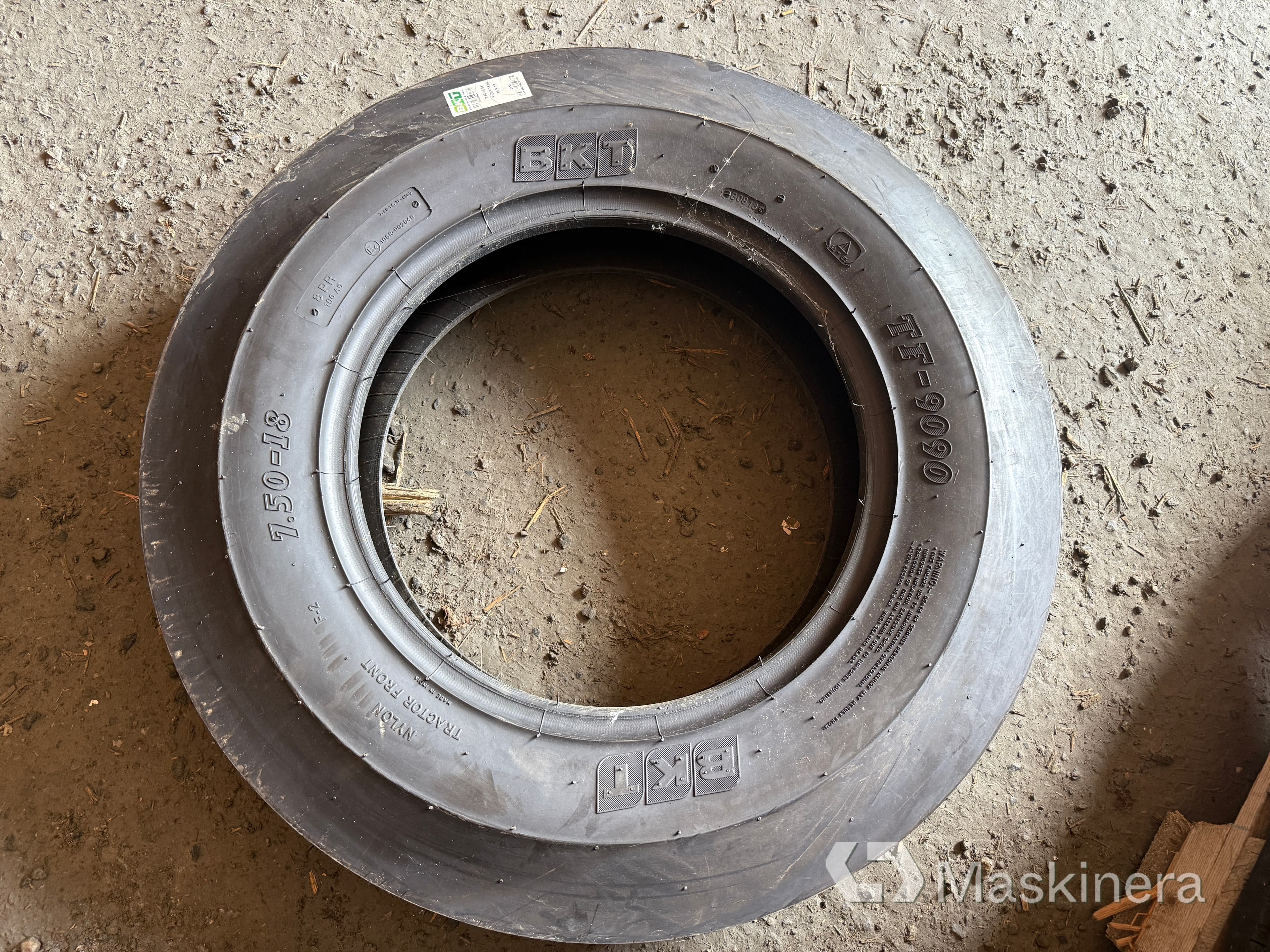 1 st traktordäck BKT TF-9090 7.50-18