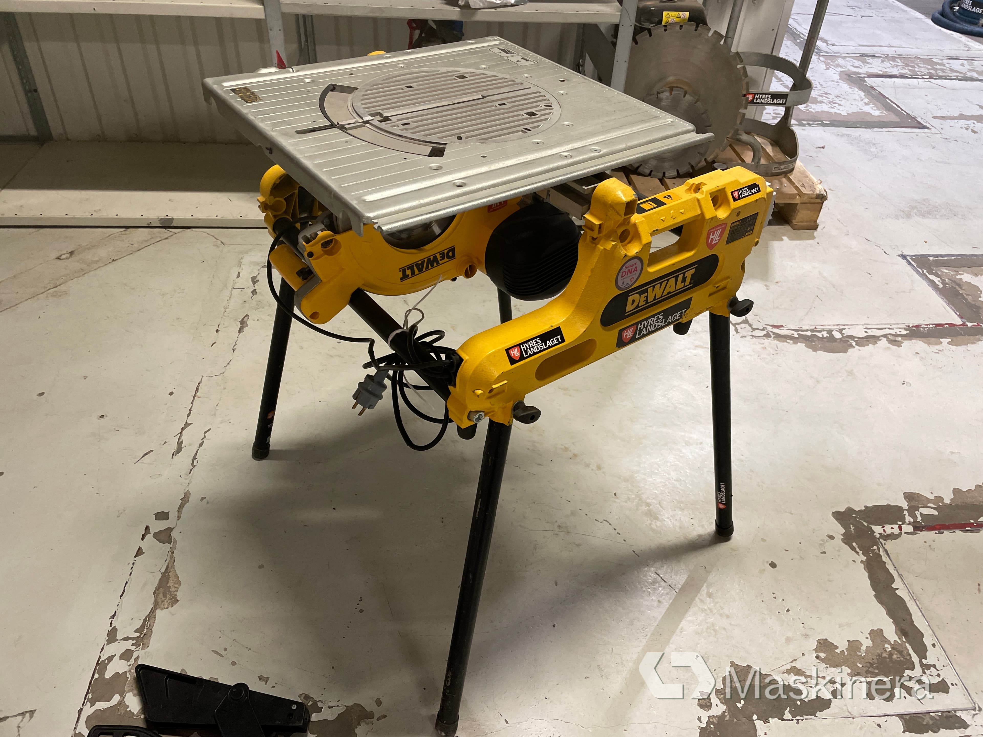 Vändbar Kap & Klyvsåg DeWalt 743N