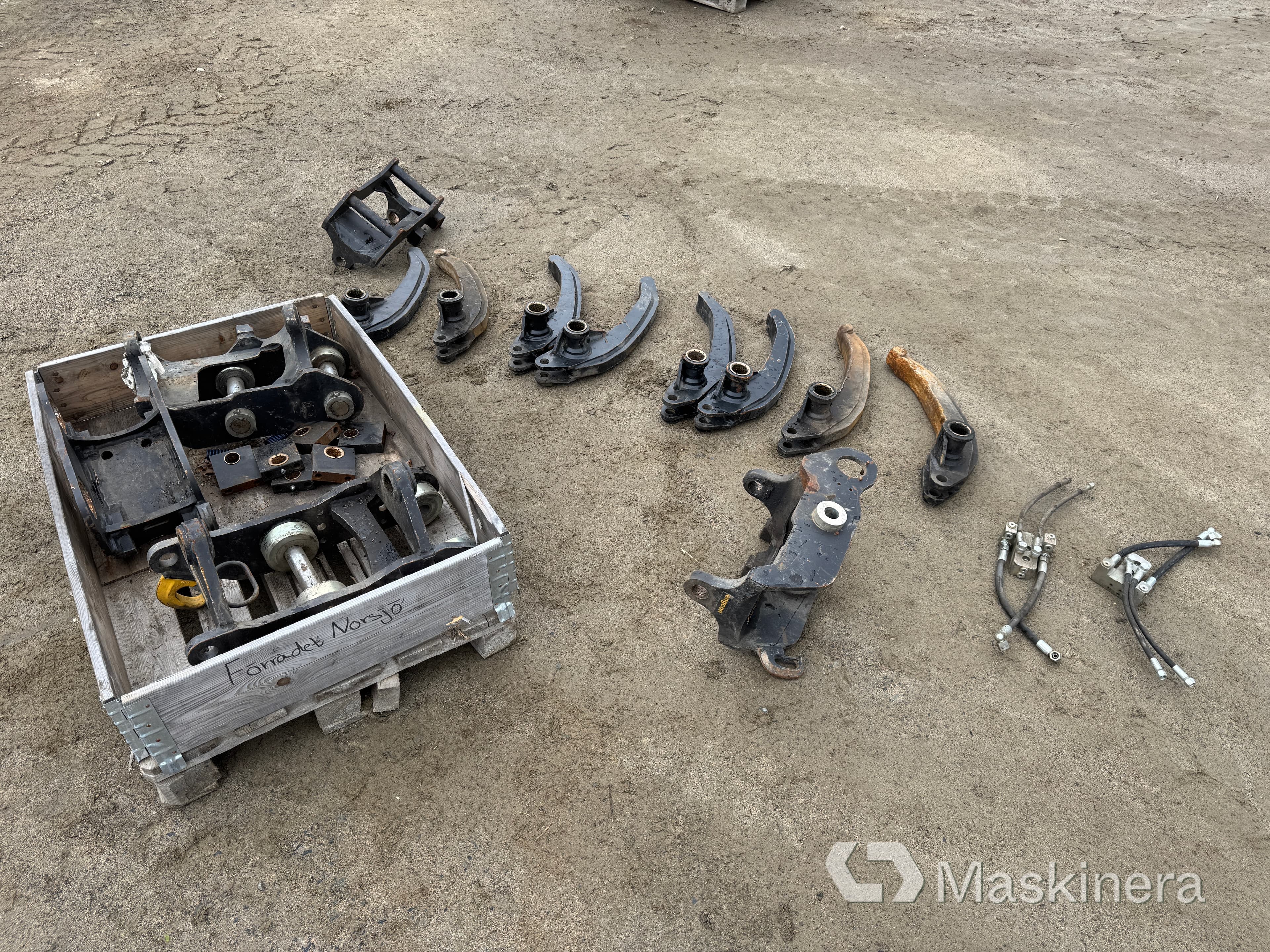 Engcon, div reservdelar