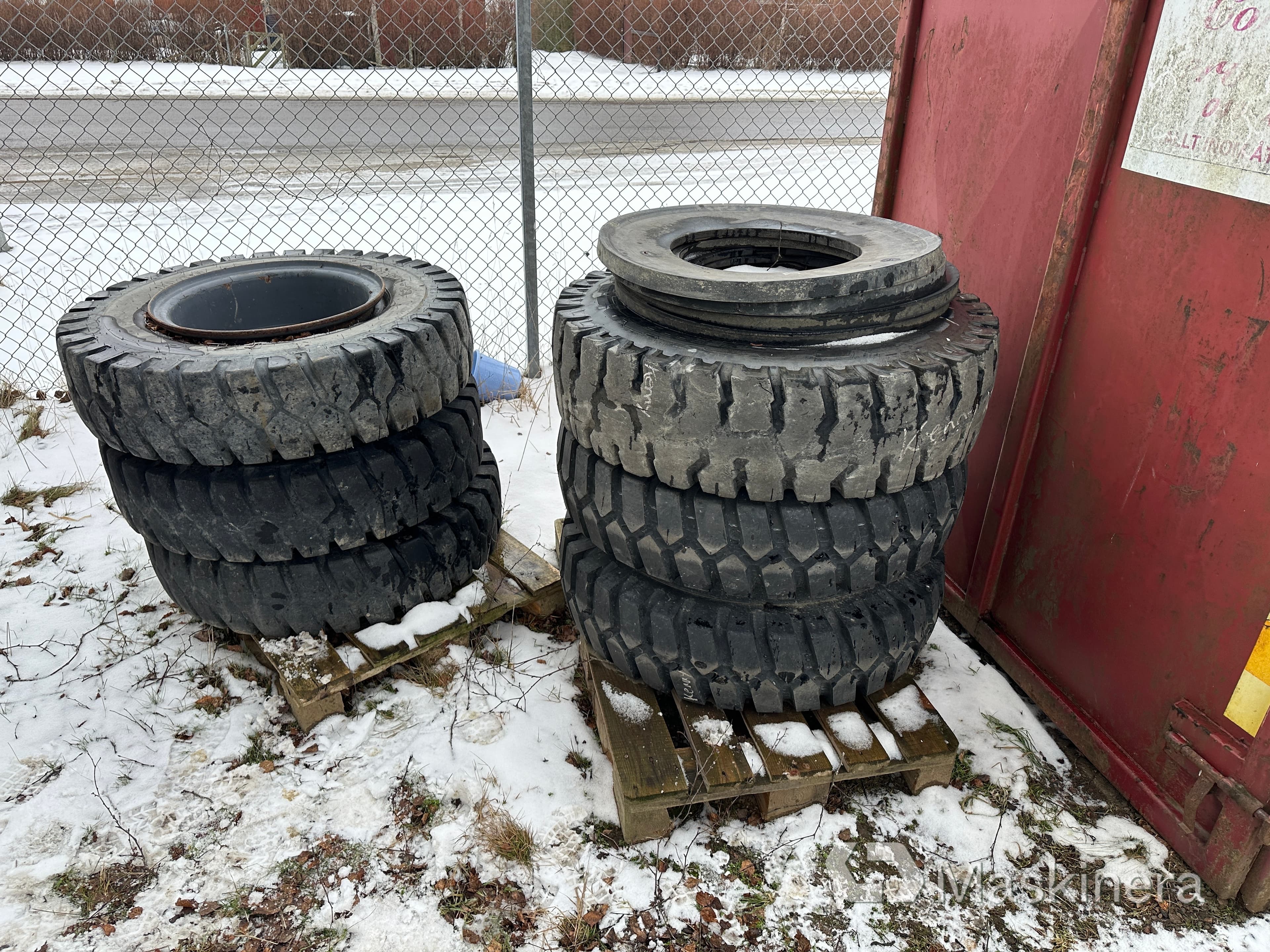 Däck/fälg tvilling MITAS 10.00-20