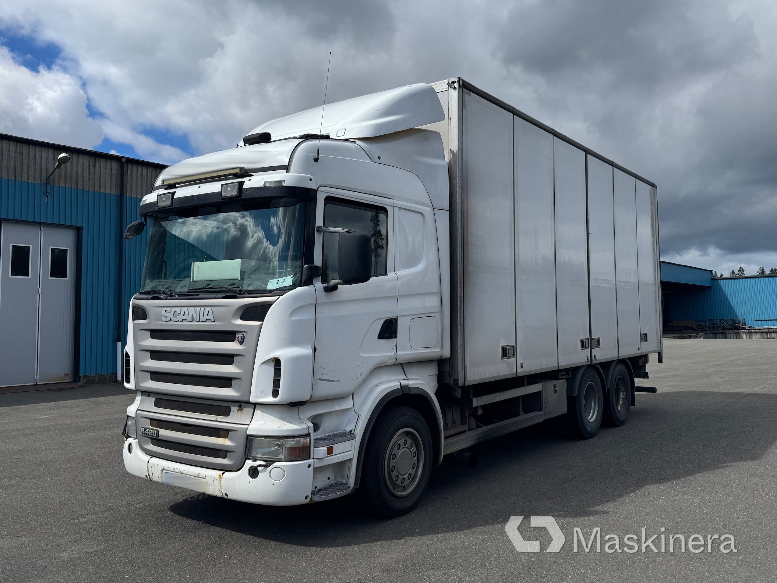 Lastbil Scania R420 6X2 (Rep. objekt)