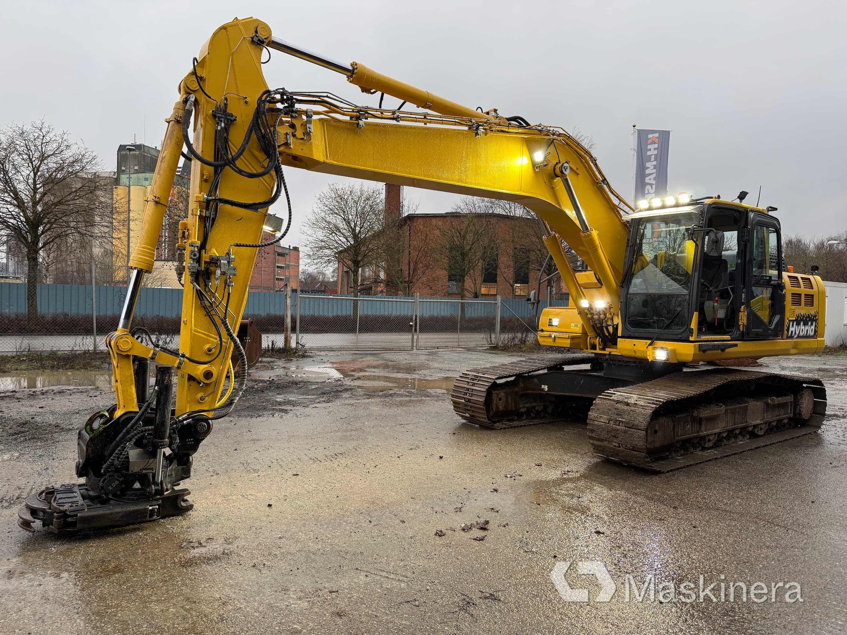 Grävmaskin Komatsu HB215LC-2 Hybrid