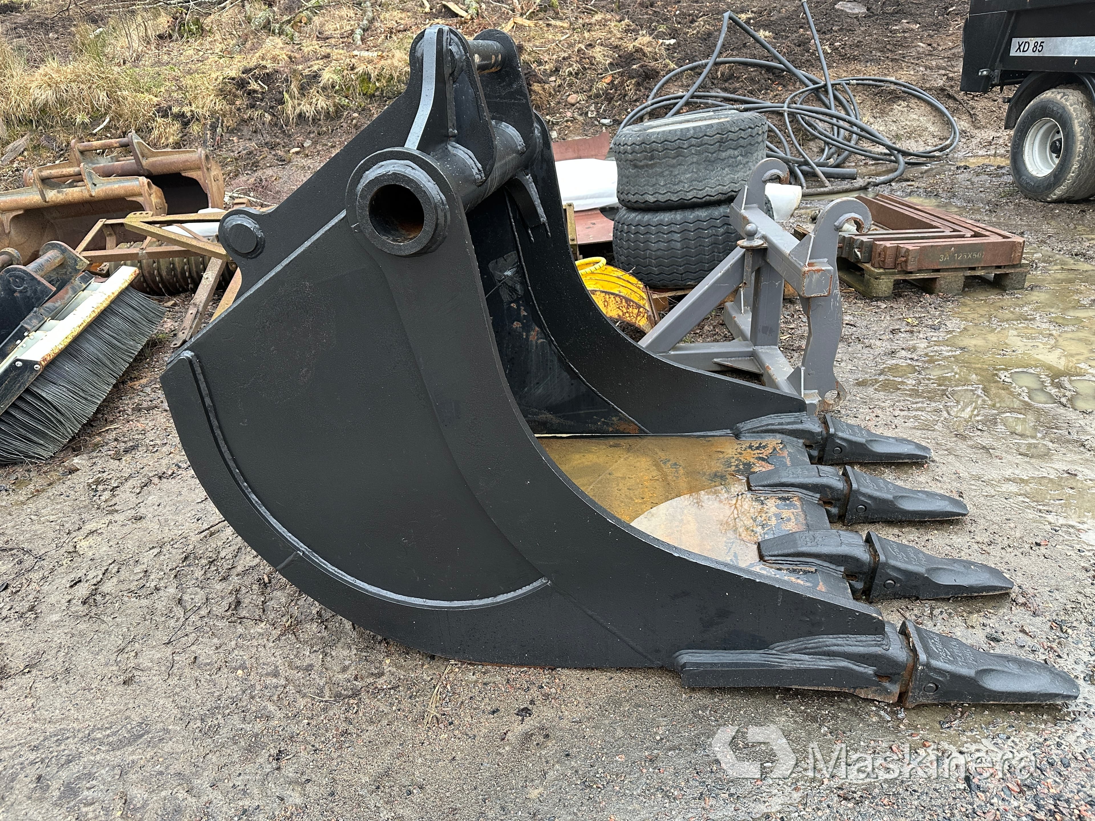 Djupskopa SB 1150 liter S70