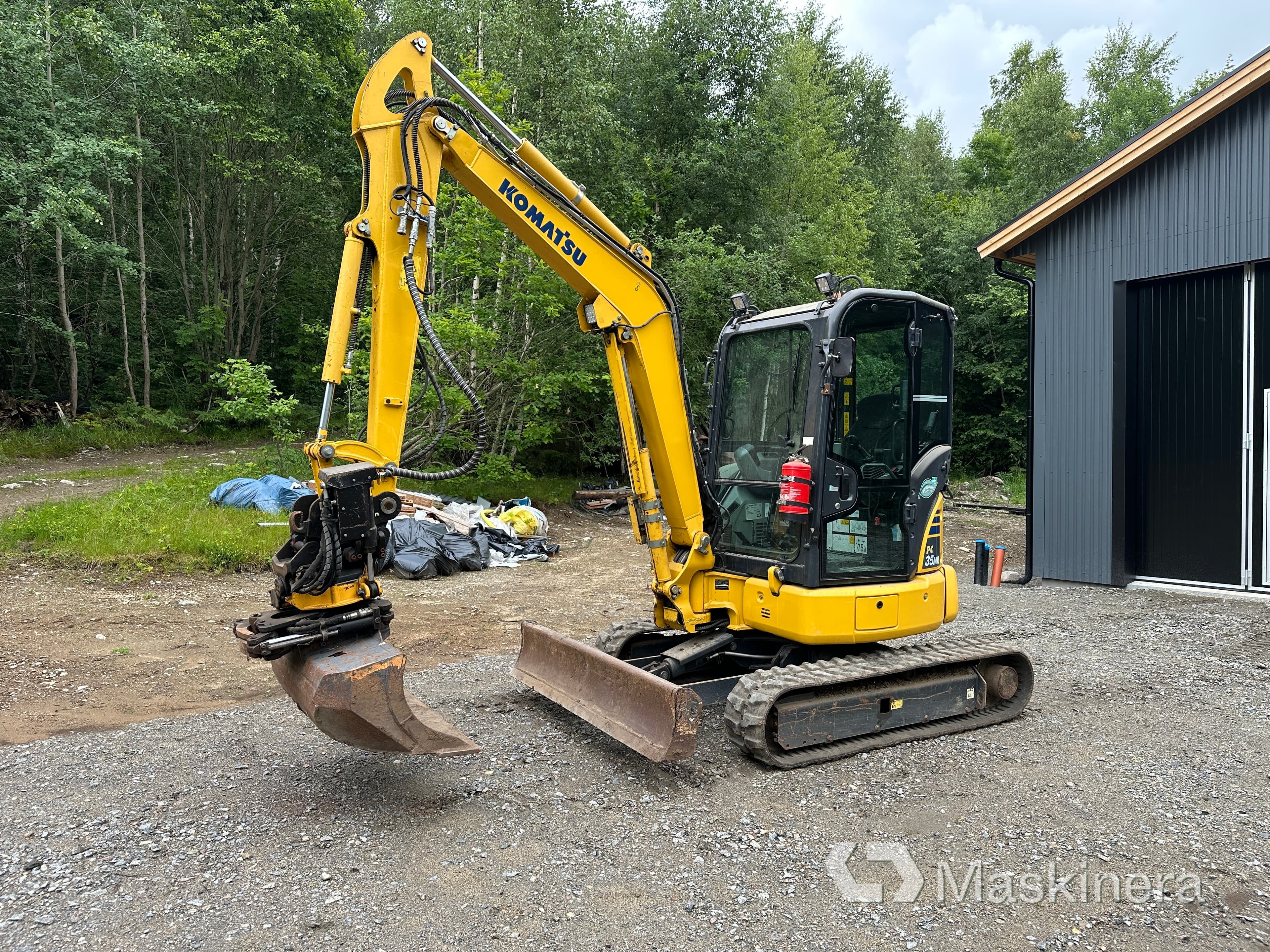 Grävmaskin Komatsu PC35MR-5