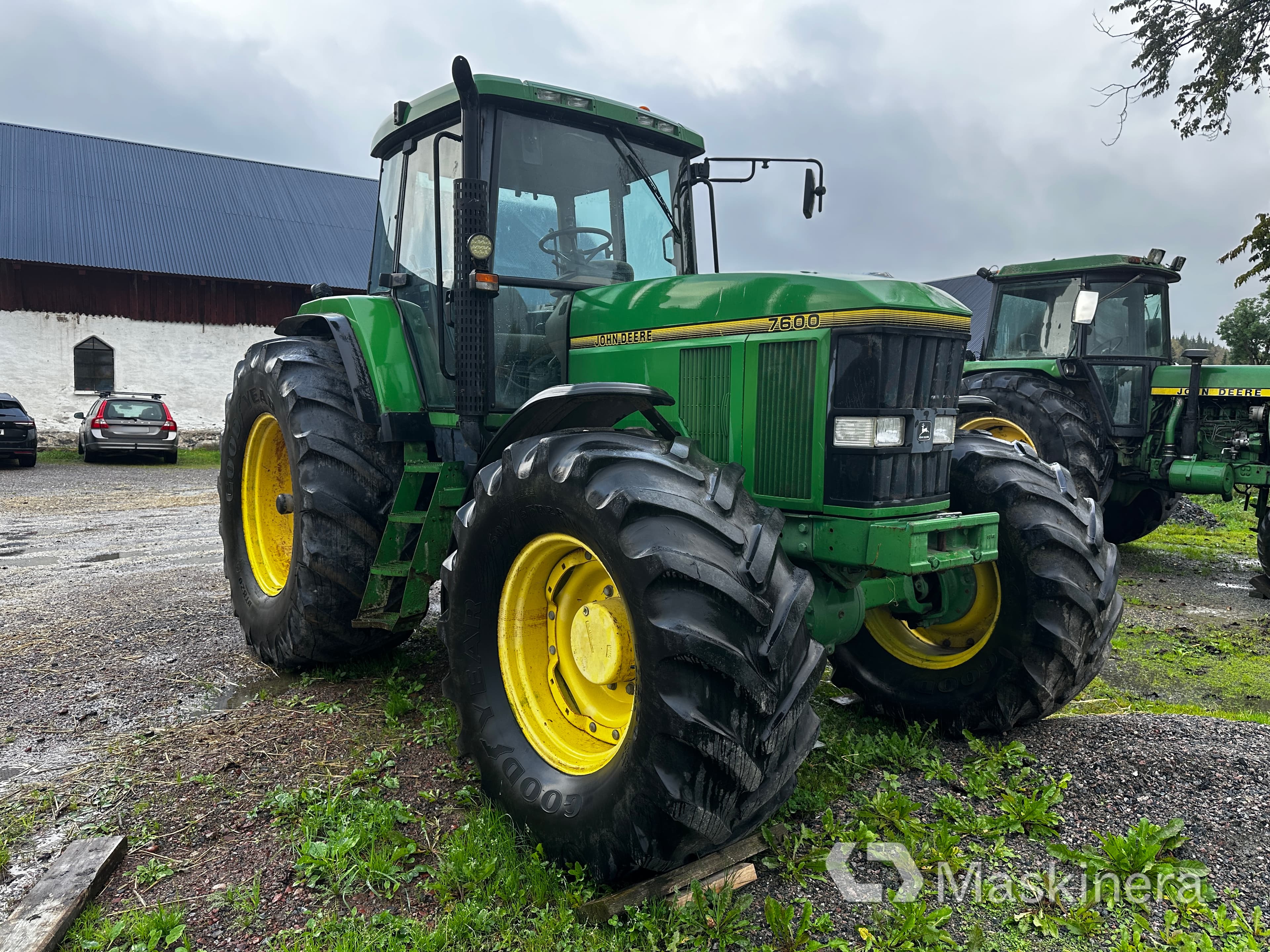 Traktor John Deere 7600 (Rep.Objekt)