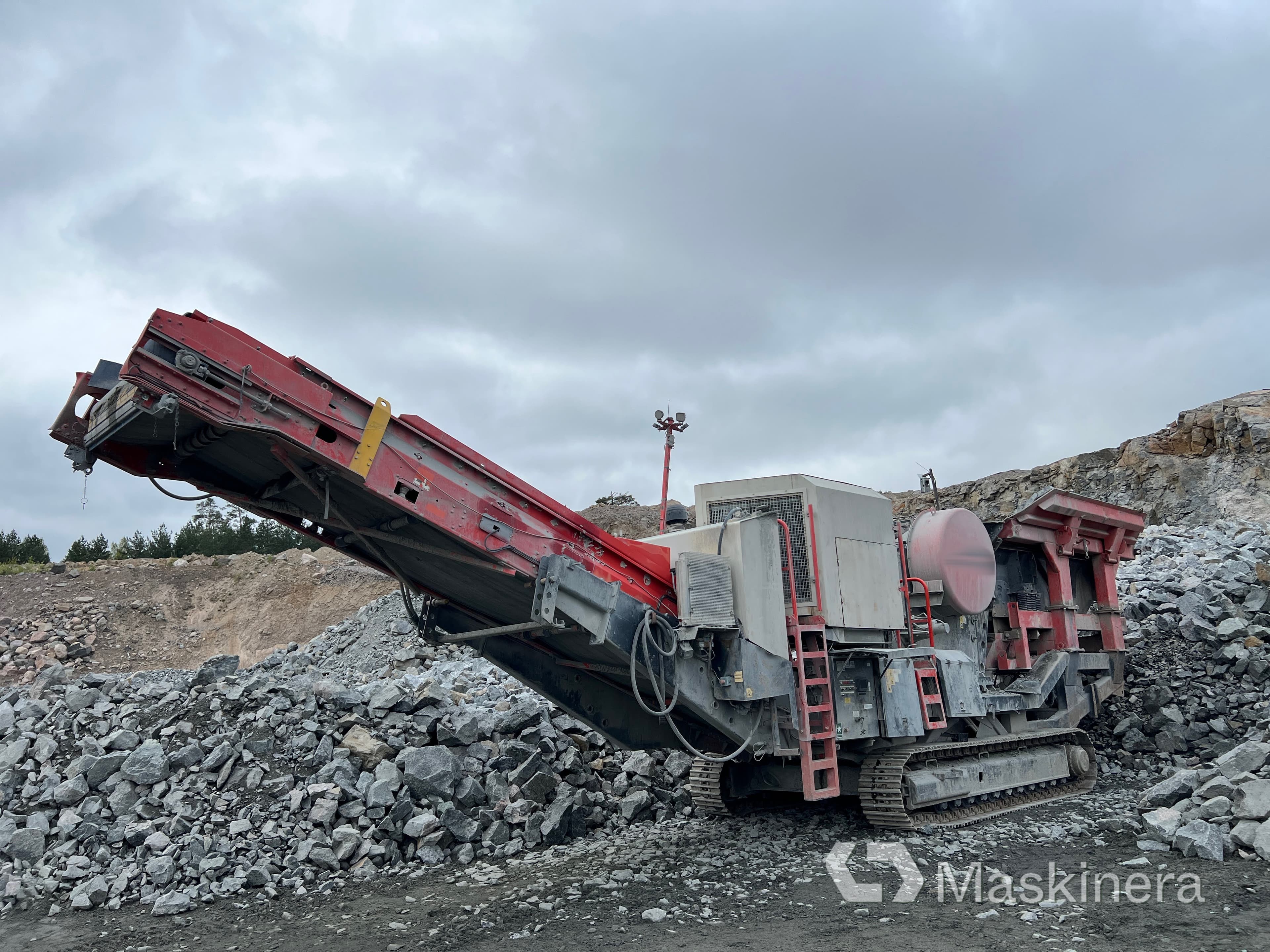 Komplett Krosslina, Sandvik Uj440i ”1208”, CAT 980M & 340F